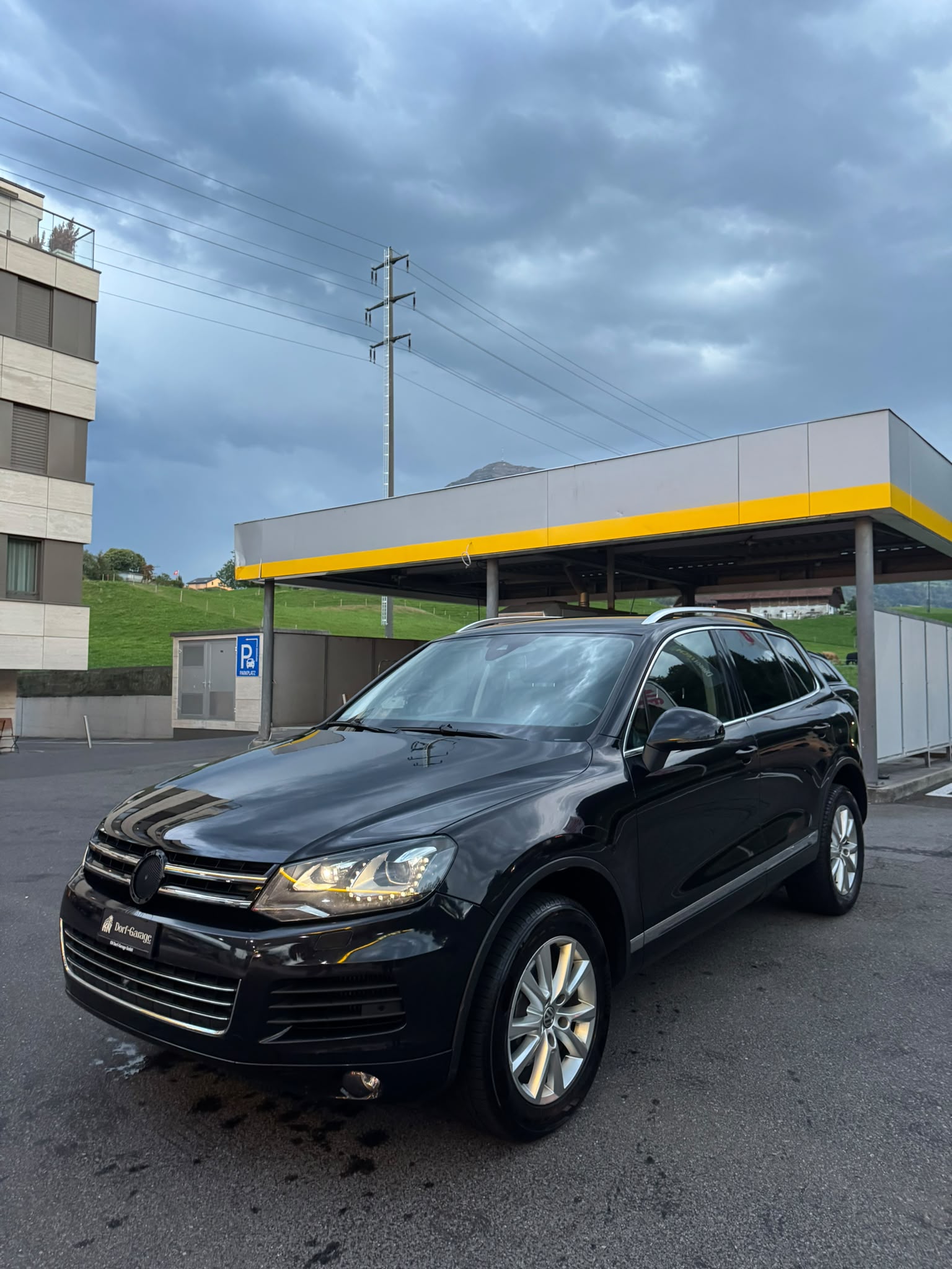 VW Touareg 3.0 TDI BlueMotion Technology Tiptronic-image-2