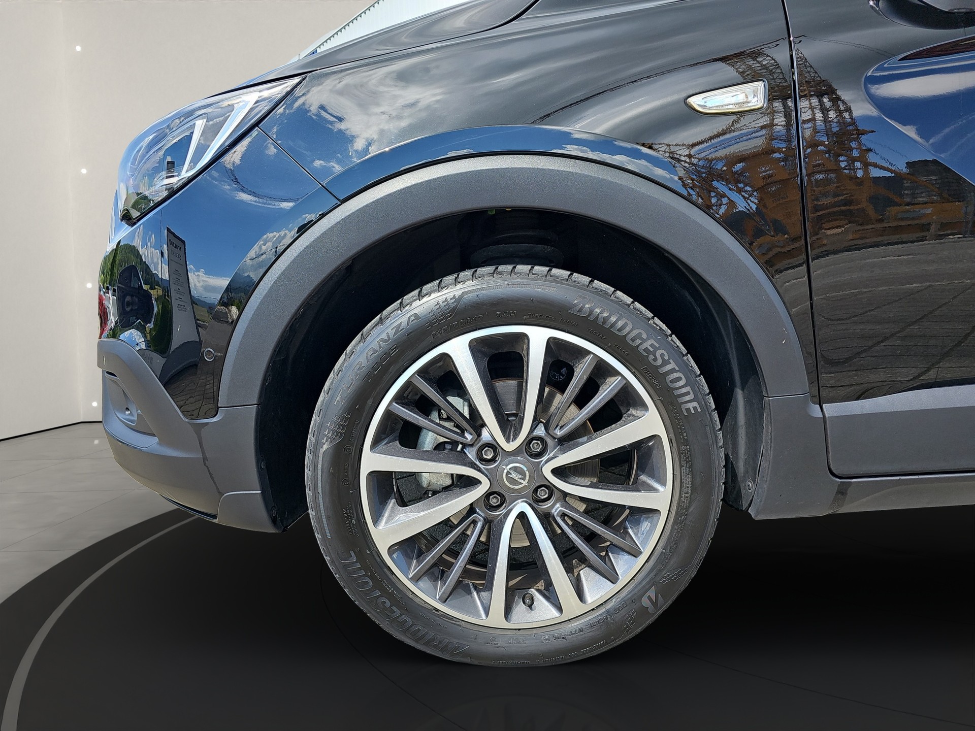 OPEL Crossland X 1.2 T 130 Ultimate S/S-image-4