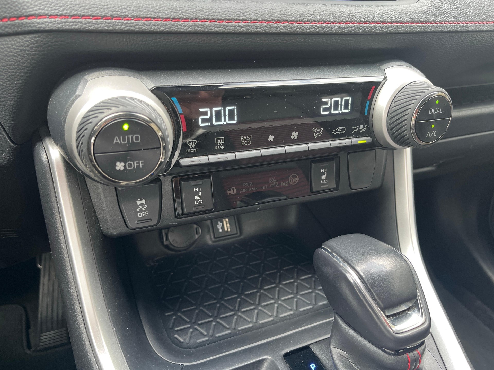 SUZUKI Across 2.5 PHEV Compact Top 4x4-image-15