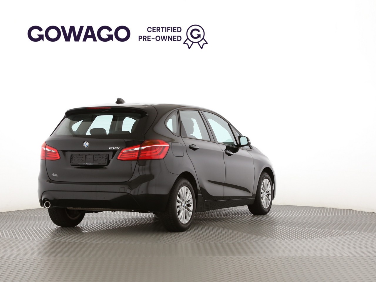 BMW 218i Active Tourer DKG-showroom-element-1