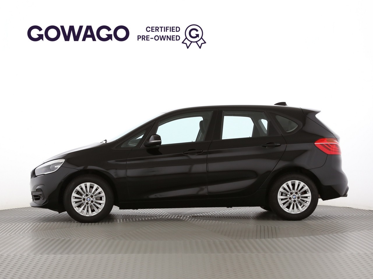 BMW 218i Active Tourer DKG-showroom-element-2