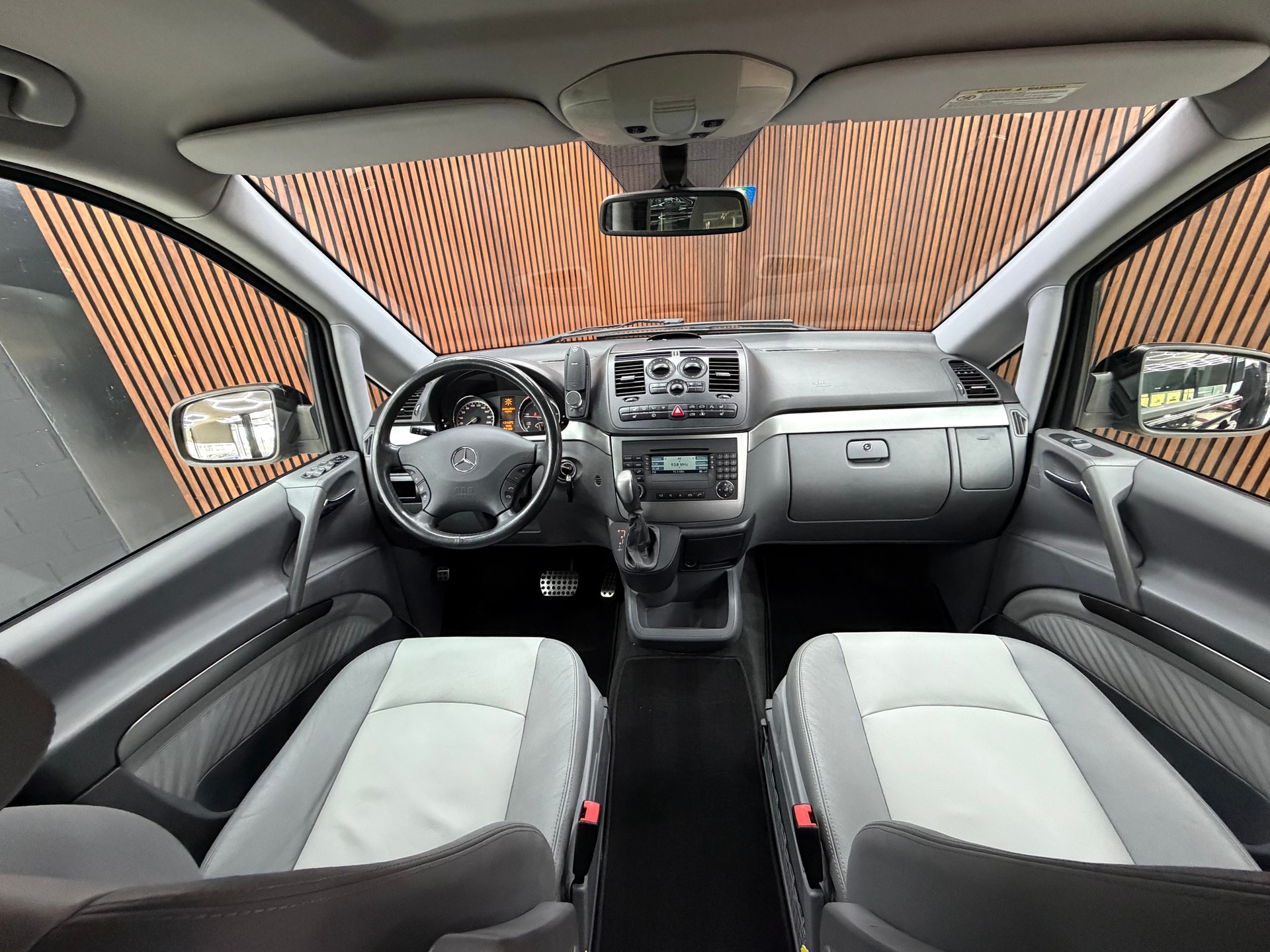 MERCEDES-BENZ Viano 4 Matic Frisch ab Service & MFK-image-12