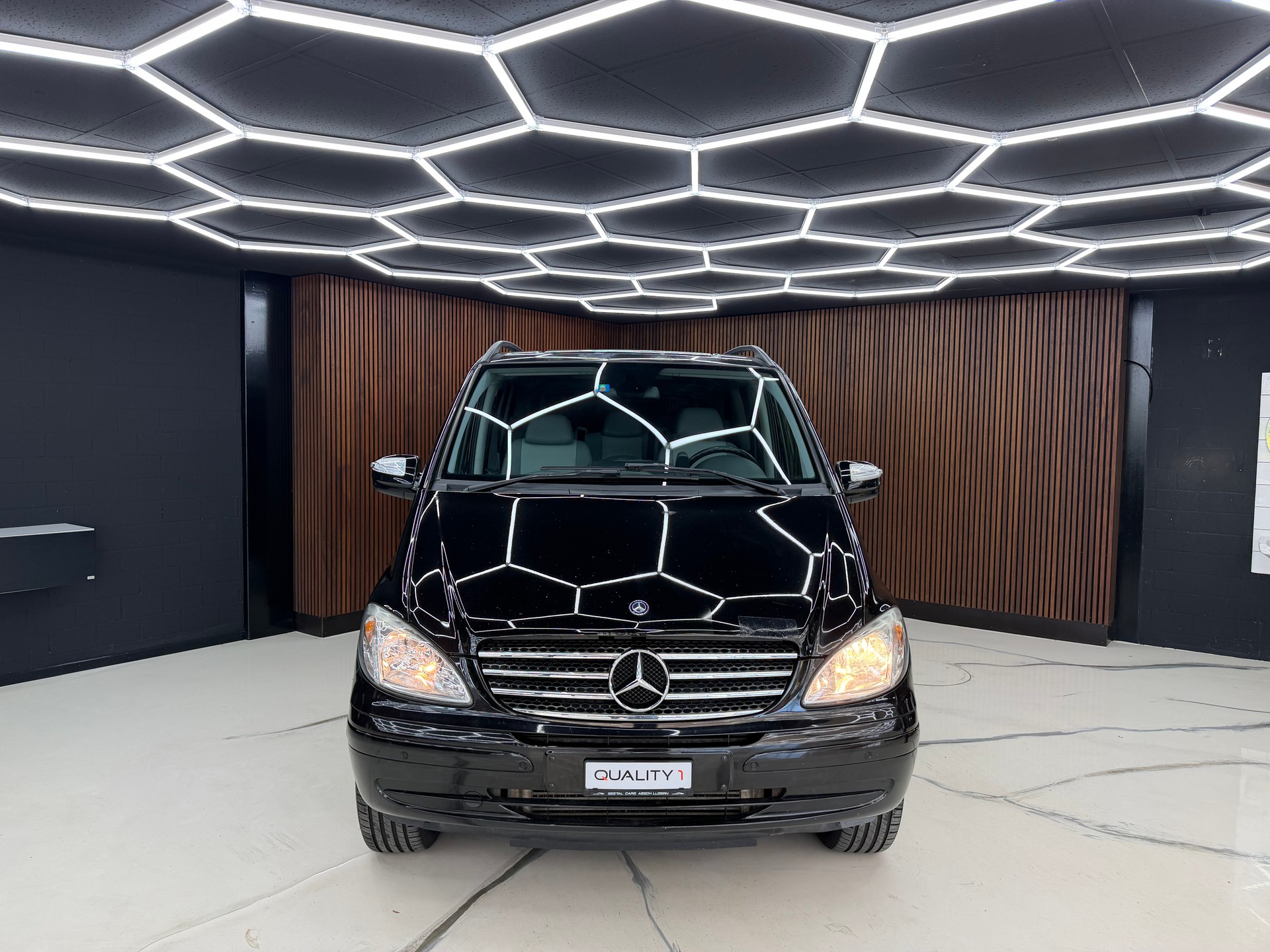 MERCEDES-BENZ Viano 4 Matic Frisch ab Service & MFK-image-1