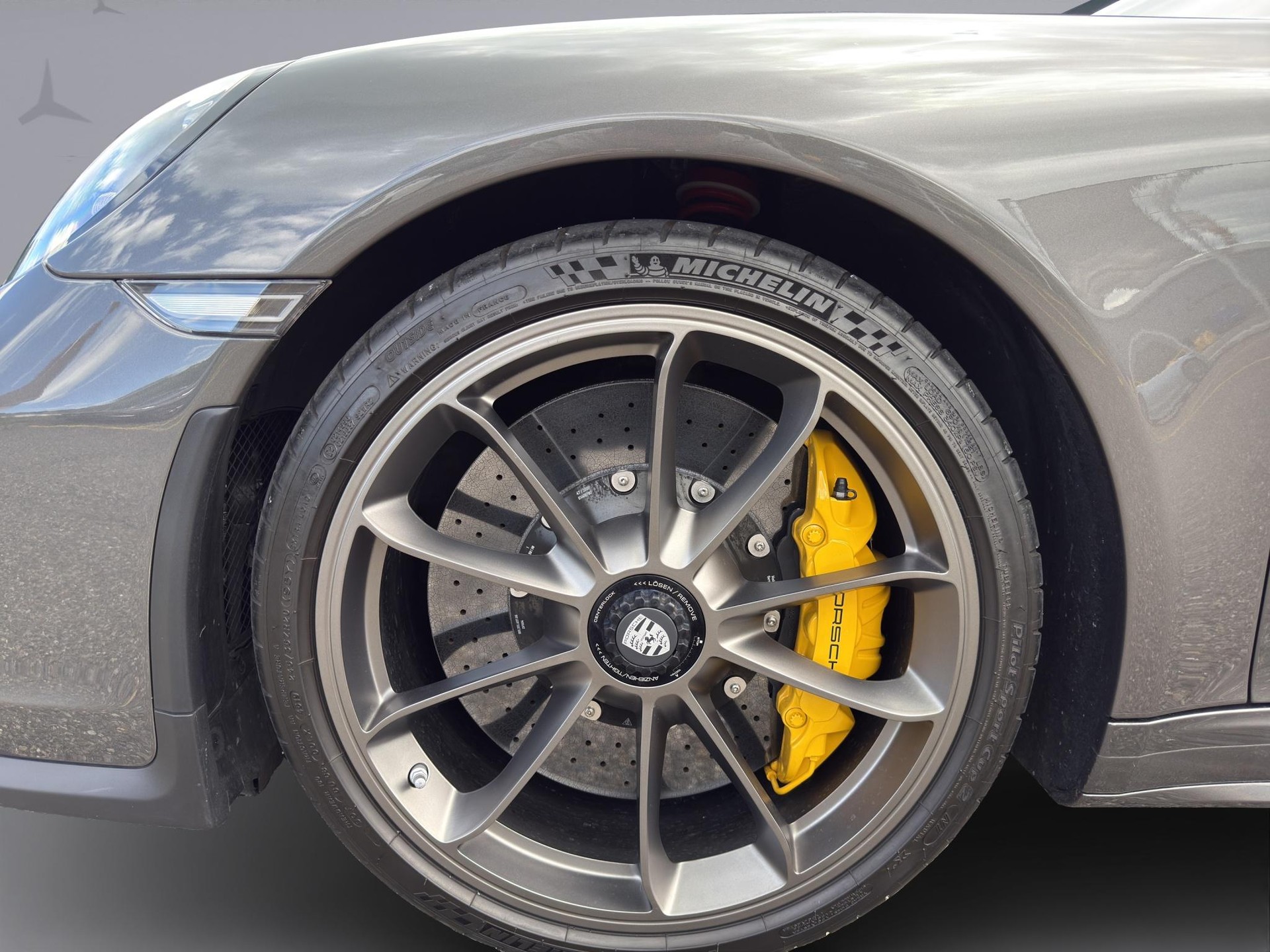 PORSCHE 911 Speedster 4.0-image-15