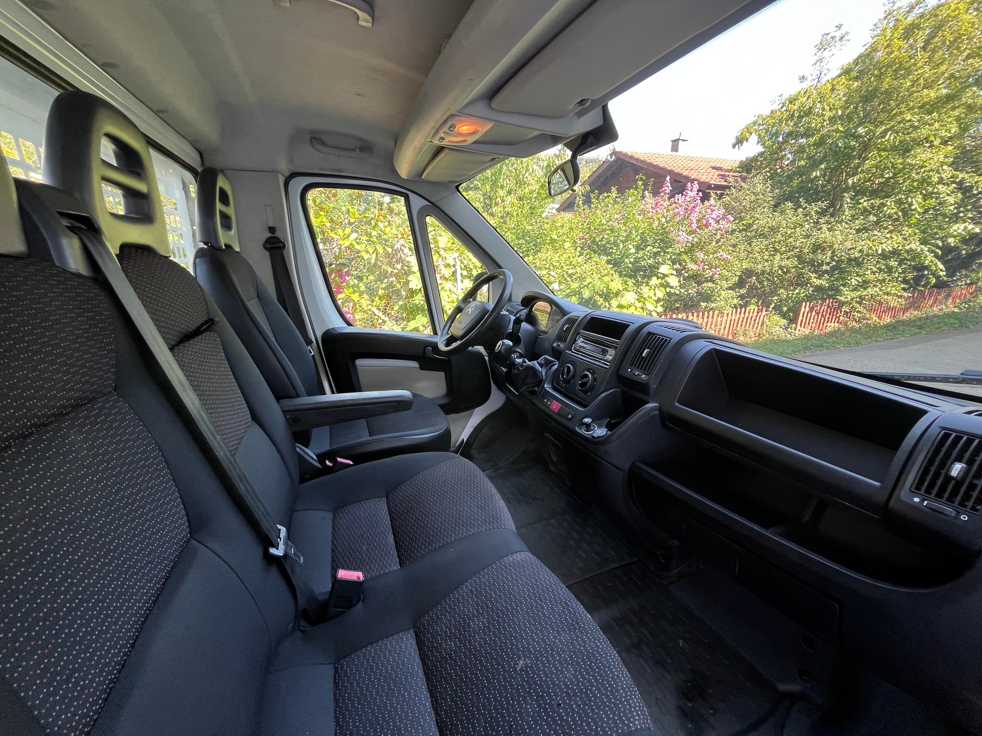 CITROEN Jumper 35 2.2 HDi 130 Attraction L2-image-9