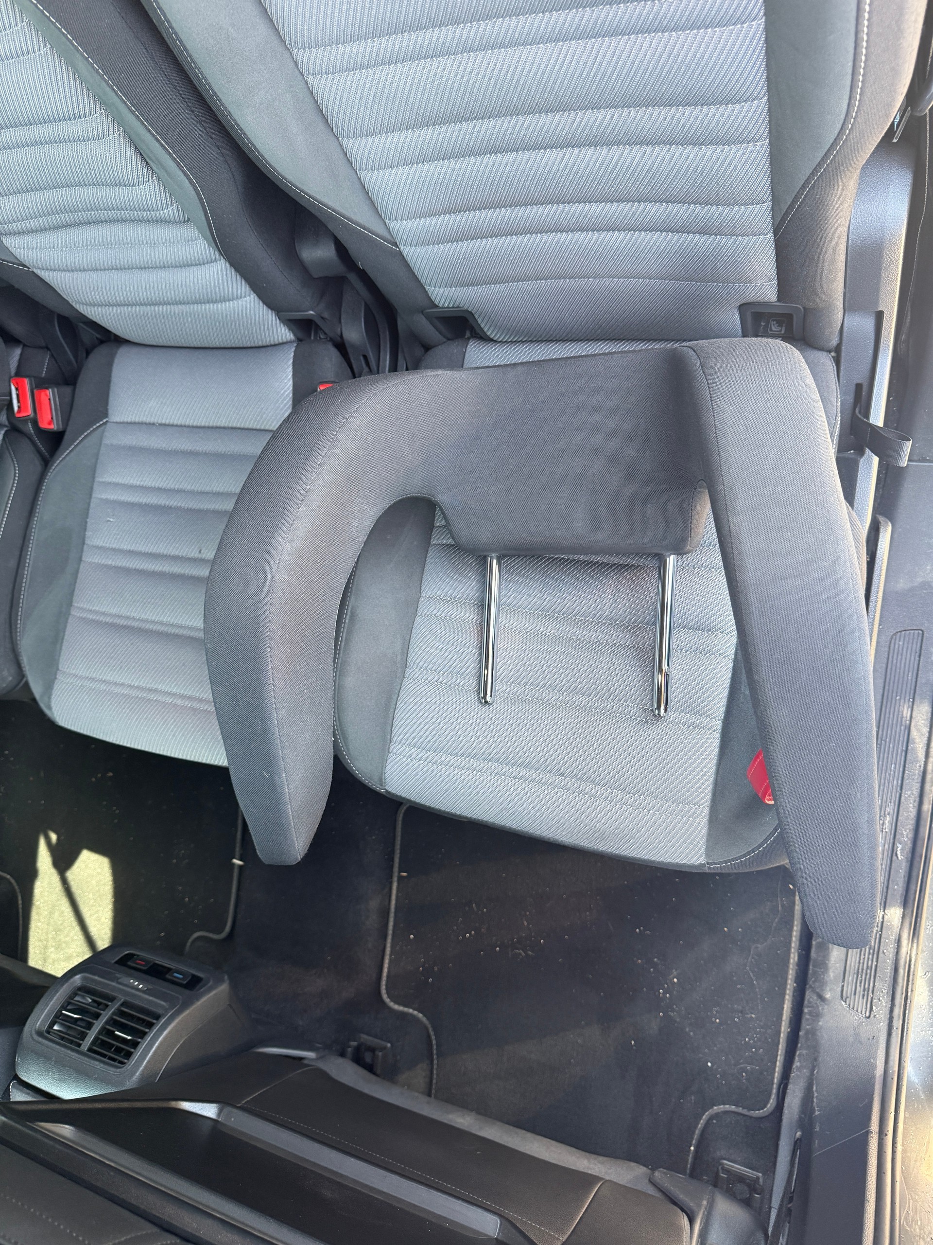 VW Touran 1.4 TSI BlueMotion Technology Highline DSG R-line-image-12