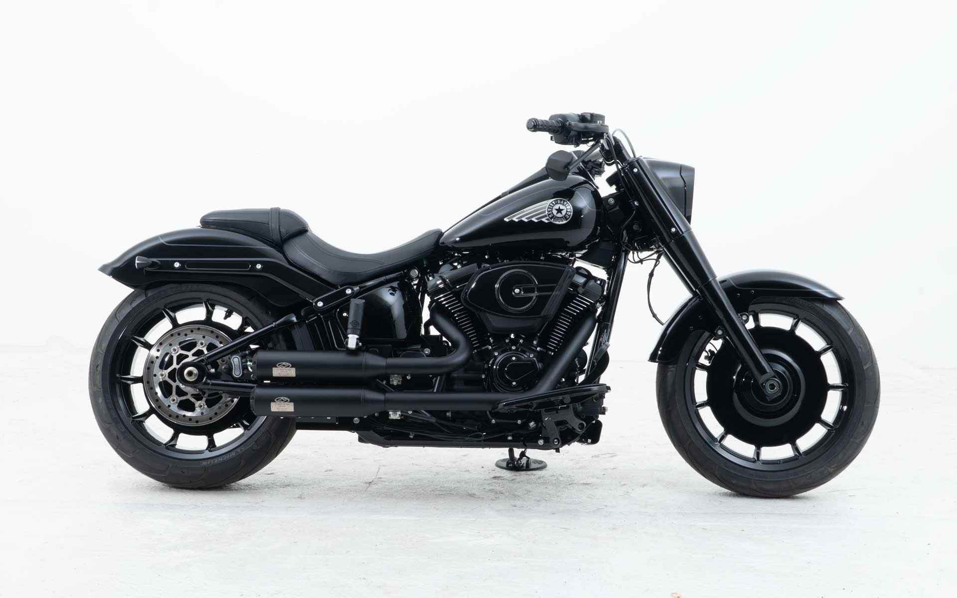 HARLEY-DAVIDSON FLFB Fat Boy 117ci-showroom-element-1