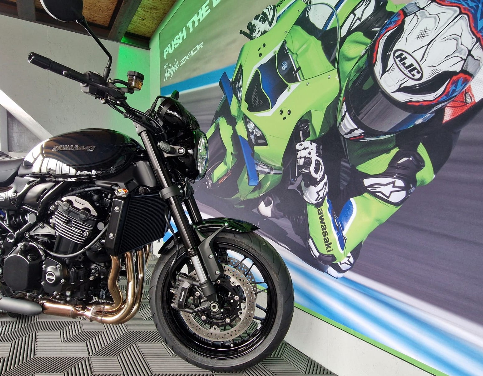 KAWASAKI Z 900 RS SE Black Ball Edition