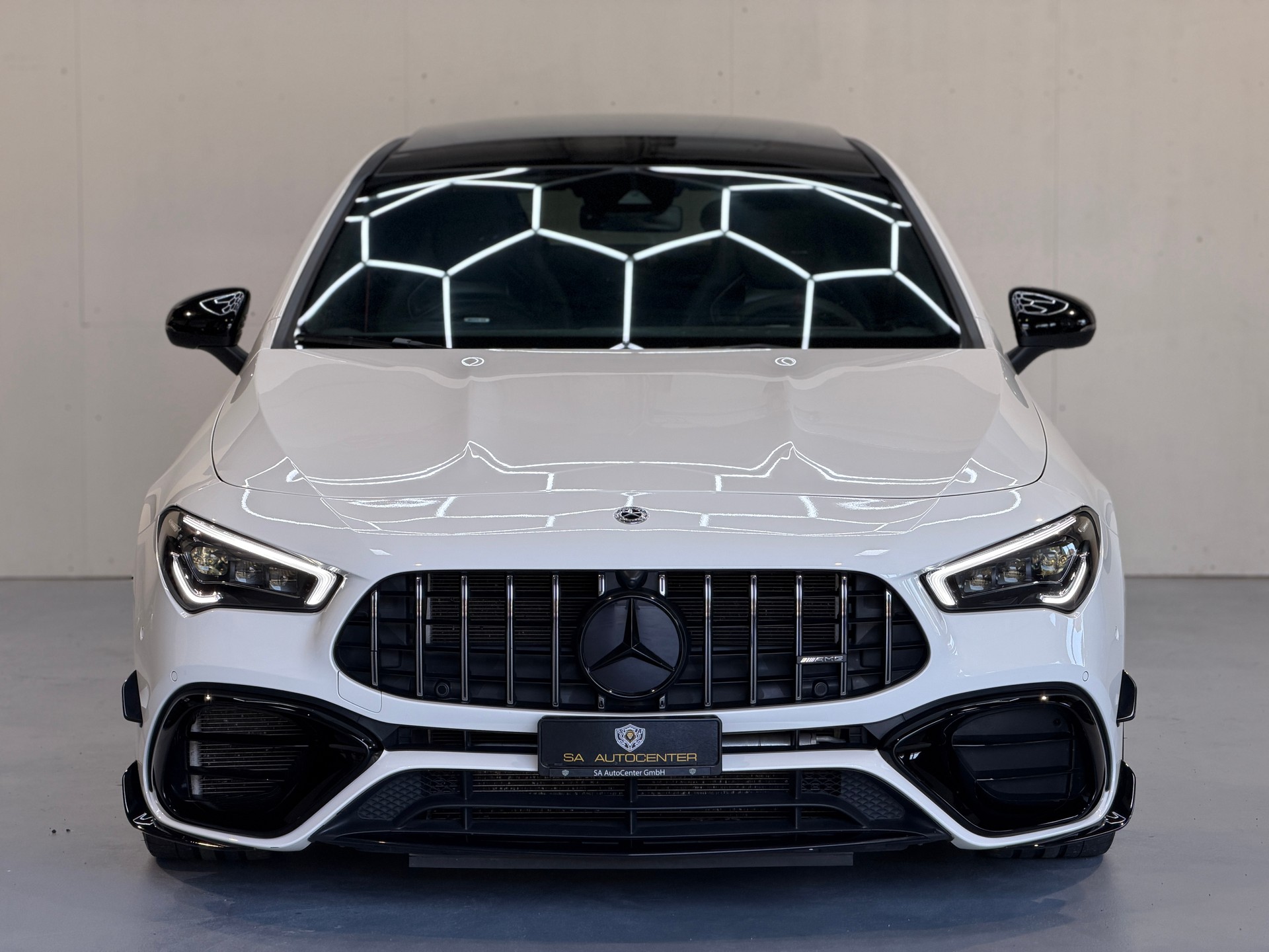 MERCEDES-BENZ CLA 45 S AMG 4Matic+ 8G-DCT-image-2