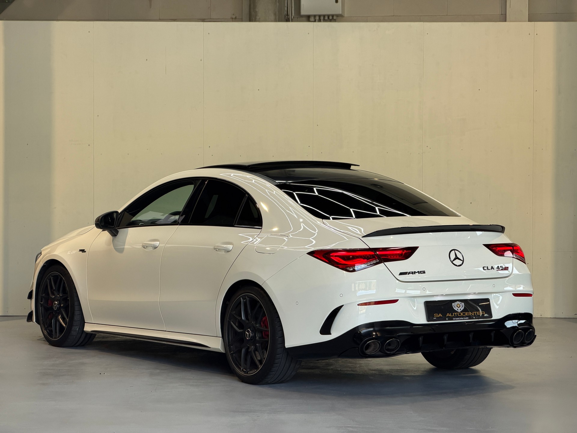 MERCEDES-BENZ CLA 45 S AMG 4Matic+ 8G-DCT-image-5