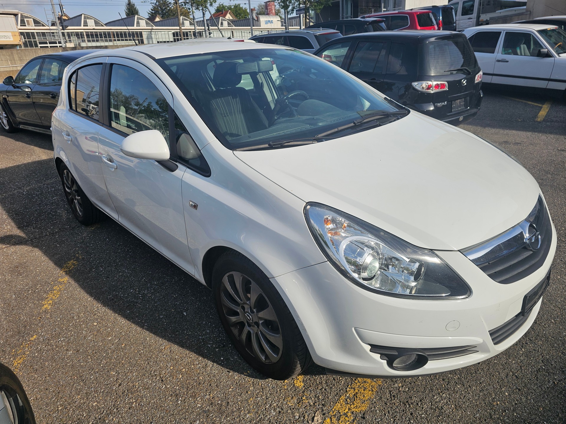 OPEL Corsa 1.4 TP Enjoy-image-2