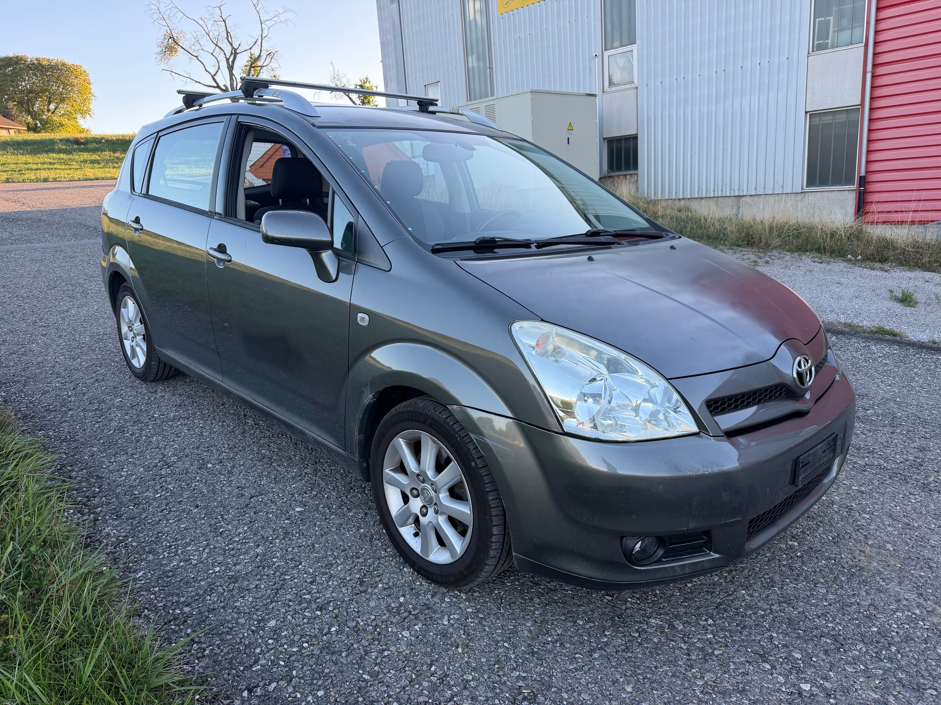 TOYOTA Corolla Verso 1.8 Linea Sol Dynamic-image-3