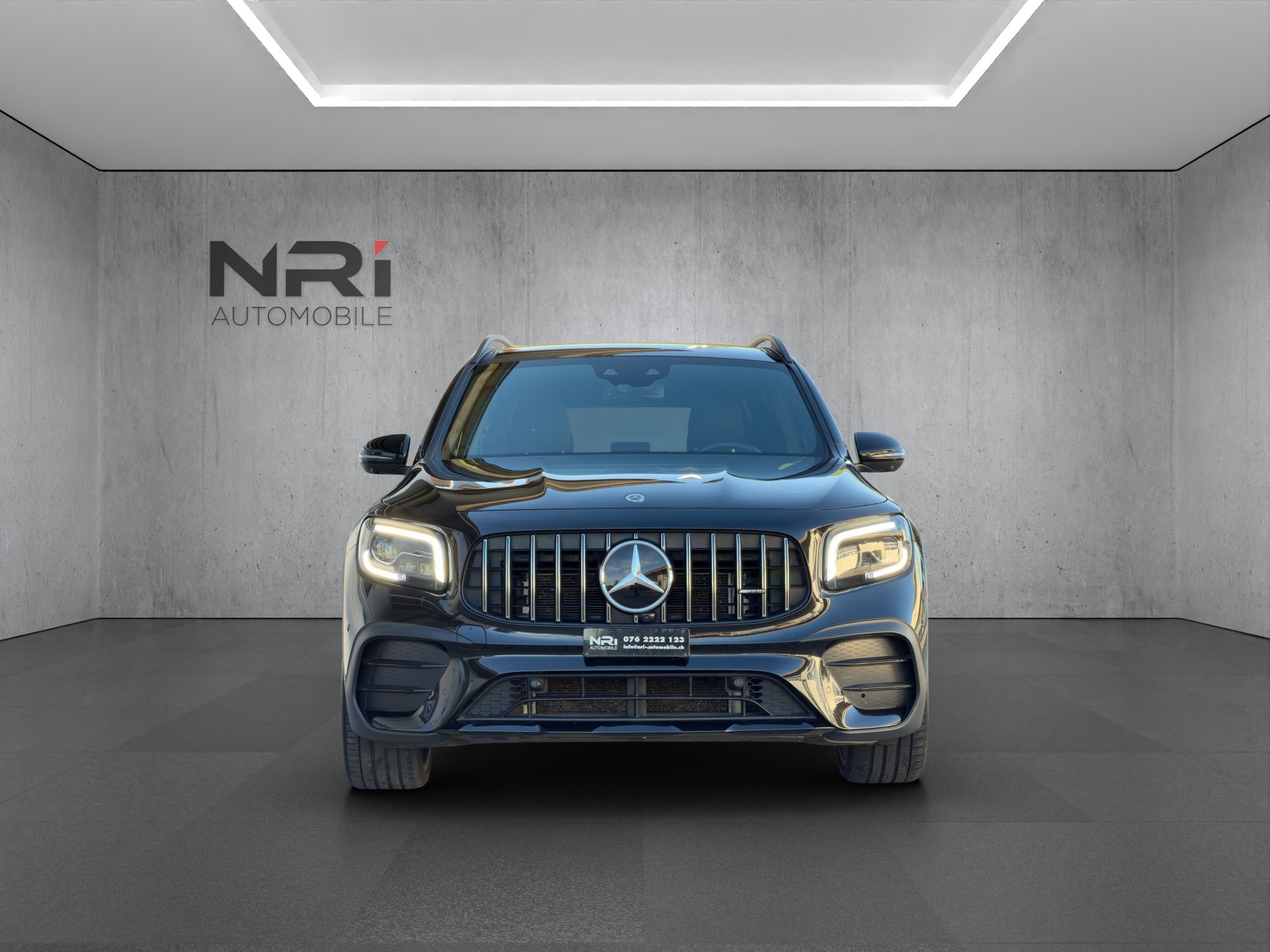 MERCEDES-BENZ GLB 35 AMG 4matic-image-1