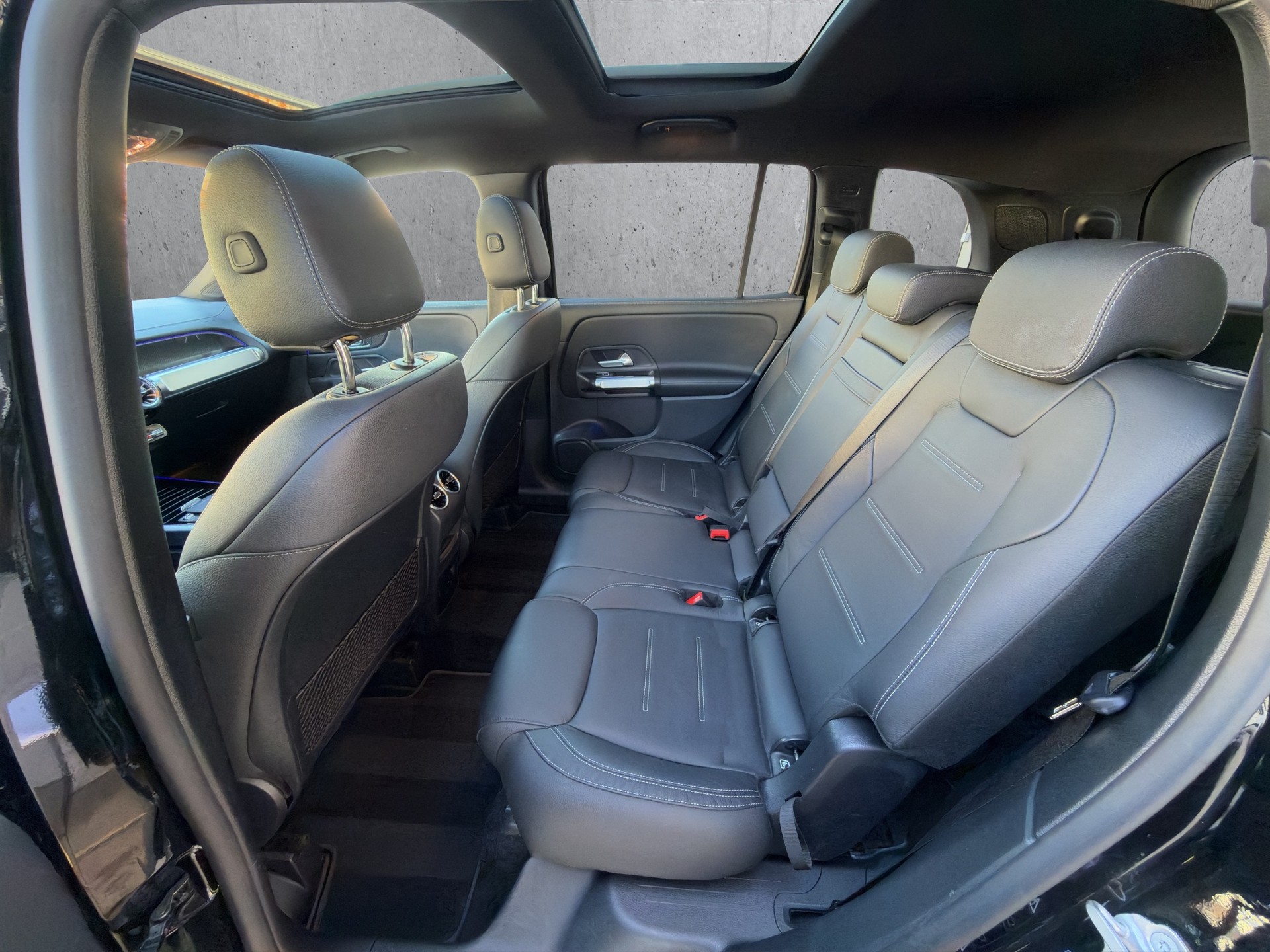 MERCEDES-BENZ GLB 35 AMG 4matic-image-10