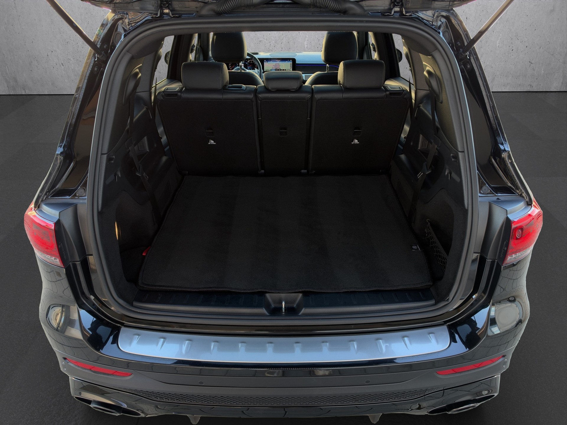 MERCEDES-BENZ GLB 35 AMG 4matic-image-16