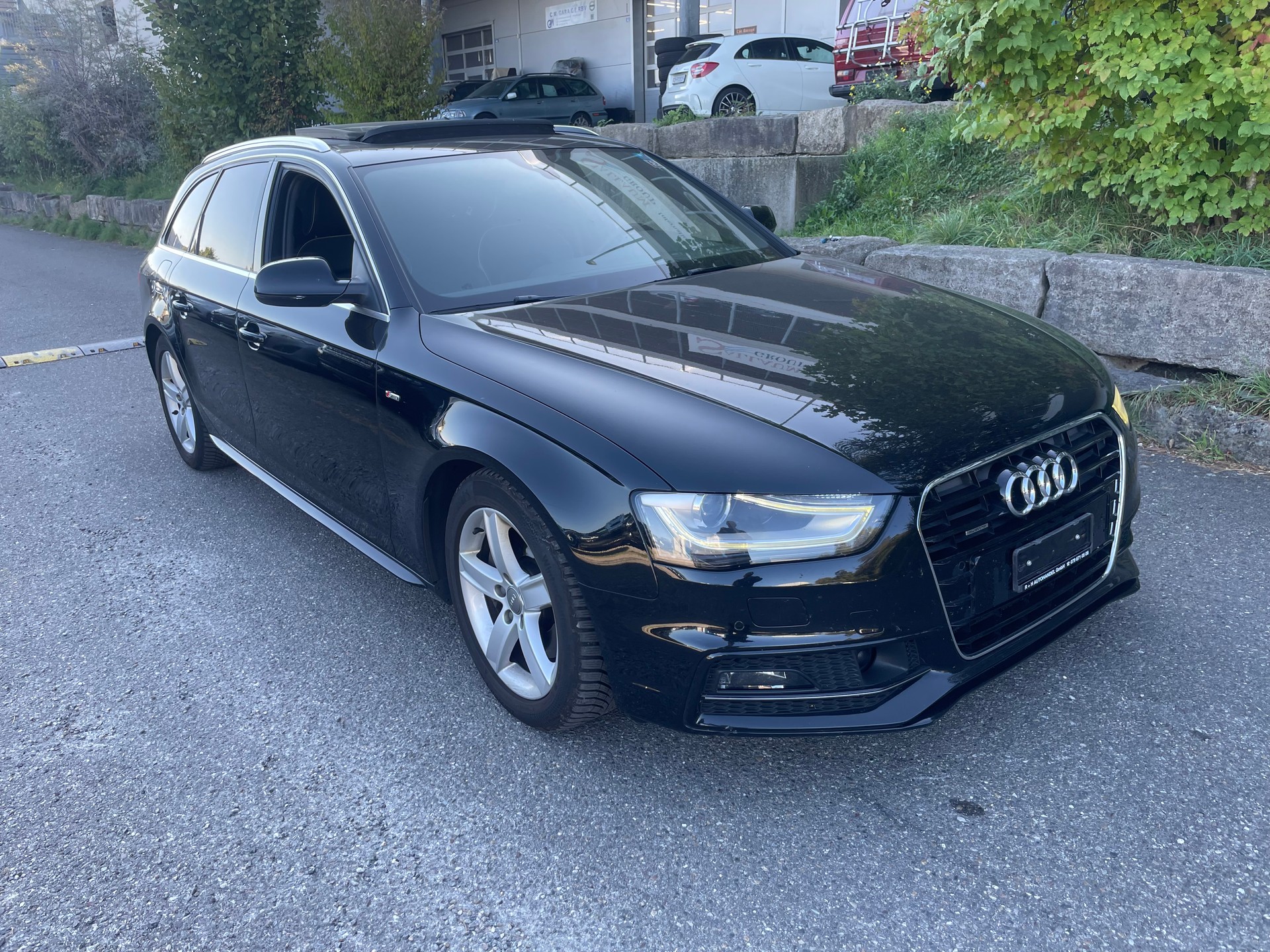 AUDI A4 Avant 3.0 TDI quattro S-tronic-image-2