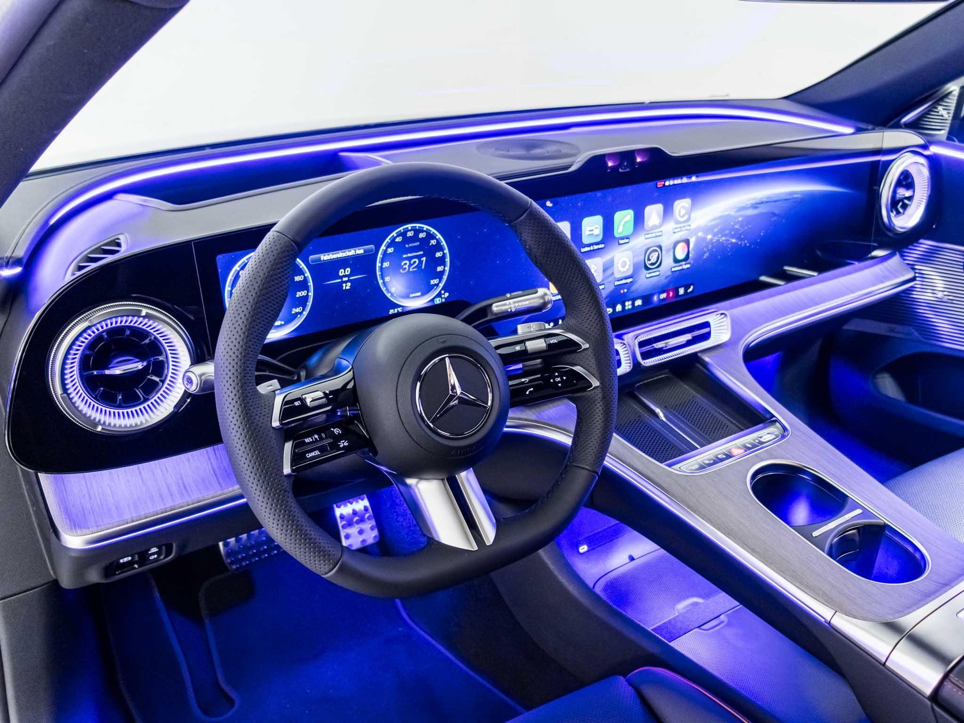 MERCEDES-BENZ C 400 4MATIC EQ-image-9