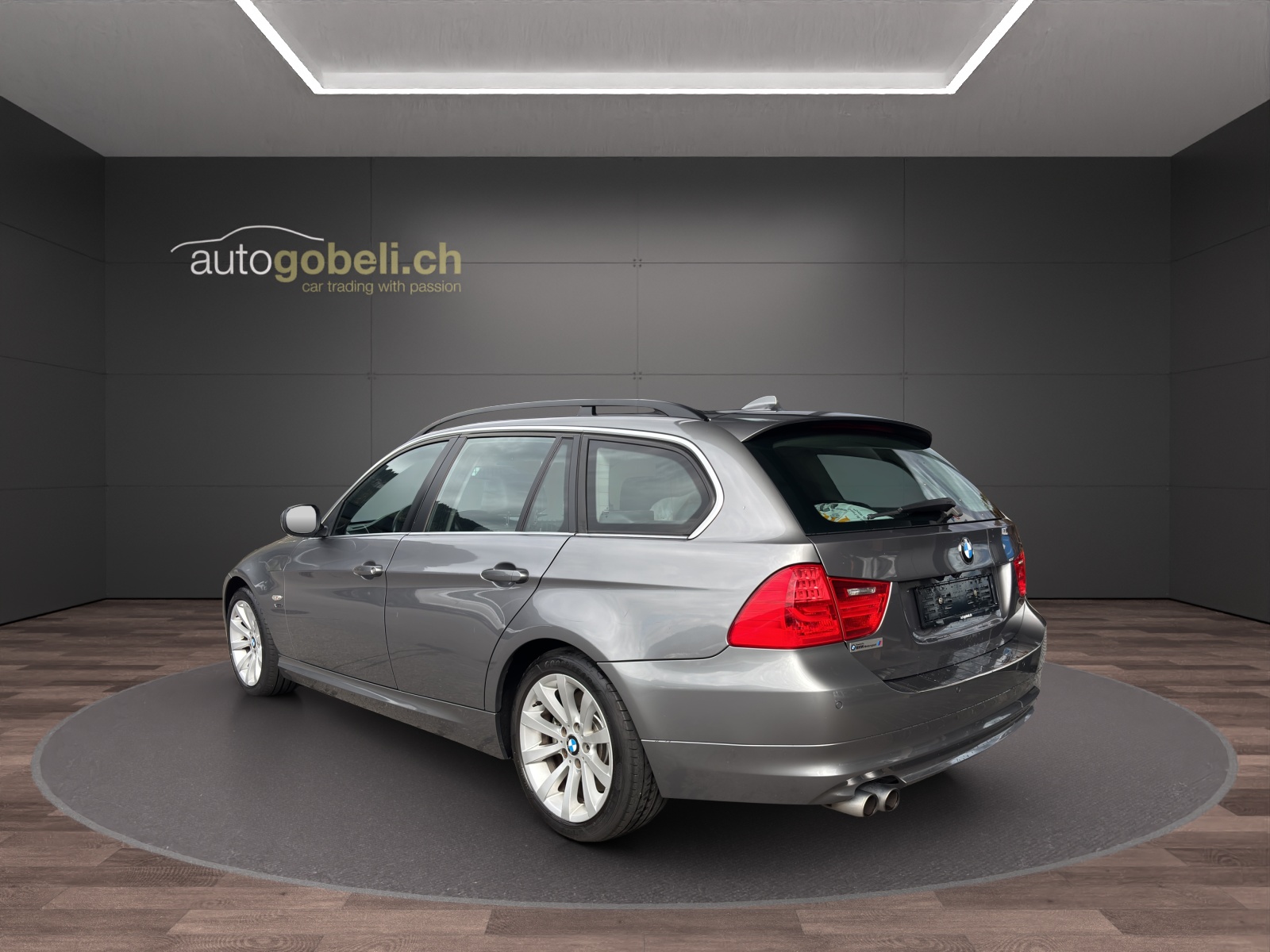 BMW 325i xDrive Touring more4you Steptronic-showroom-element-1