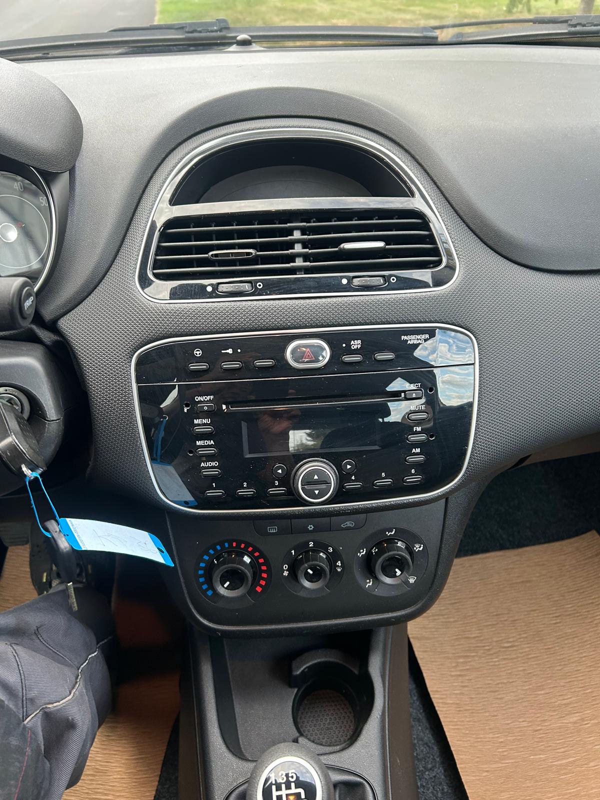 FIAT Punto 1.2 MyStyle-image-12