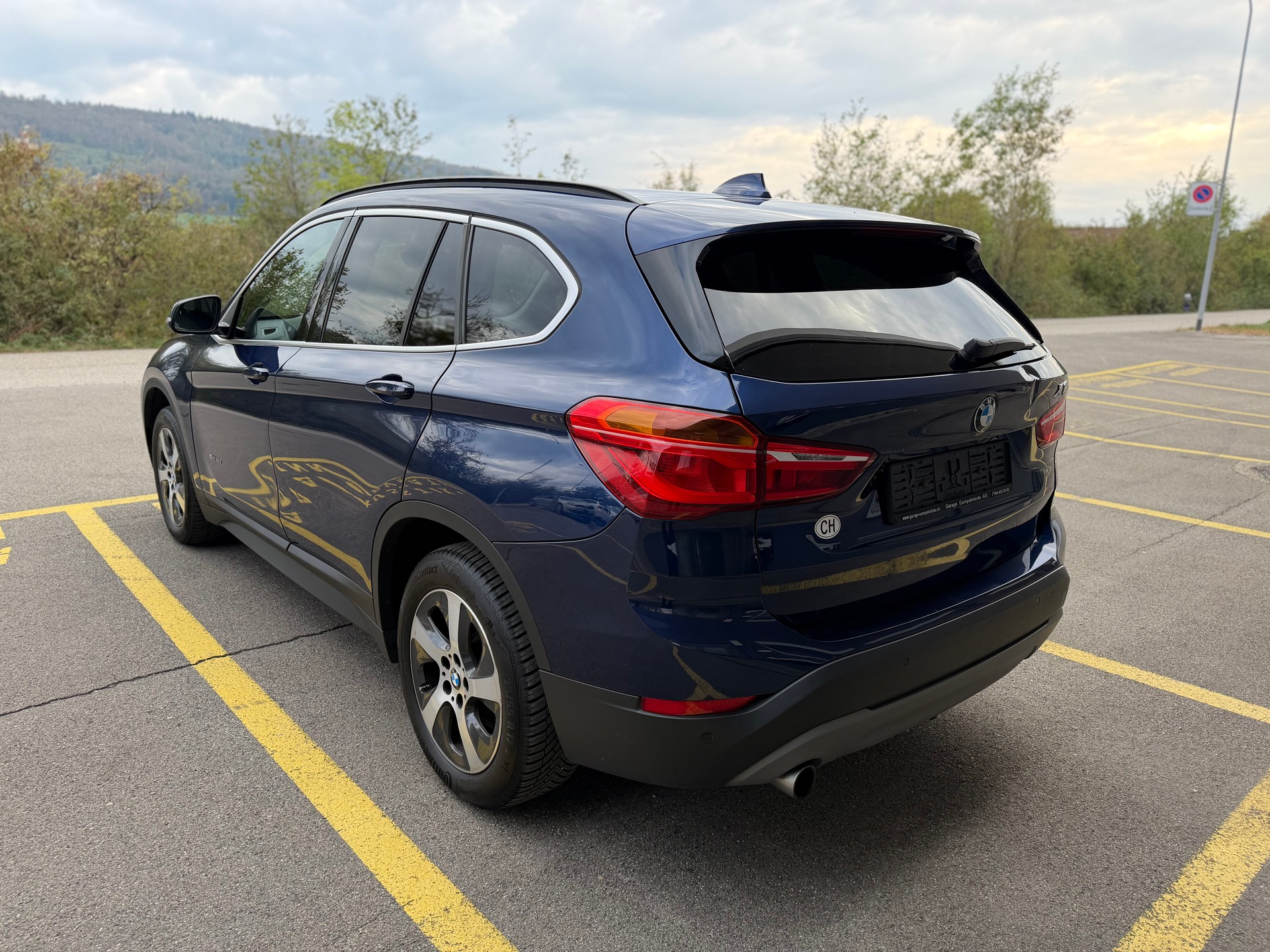 BMW X1 xDrive 18d xLine Steptronic-image-4