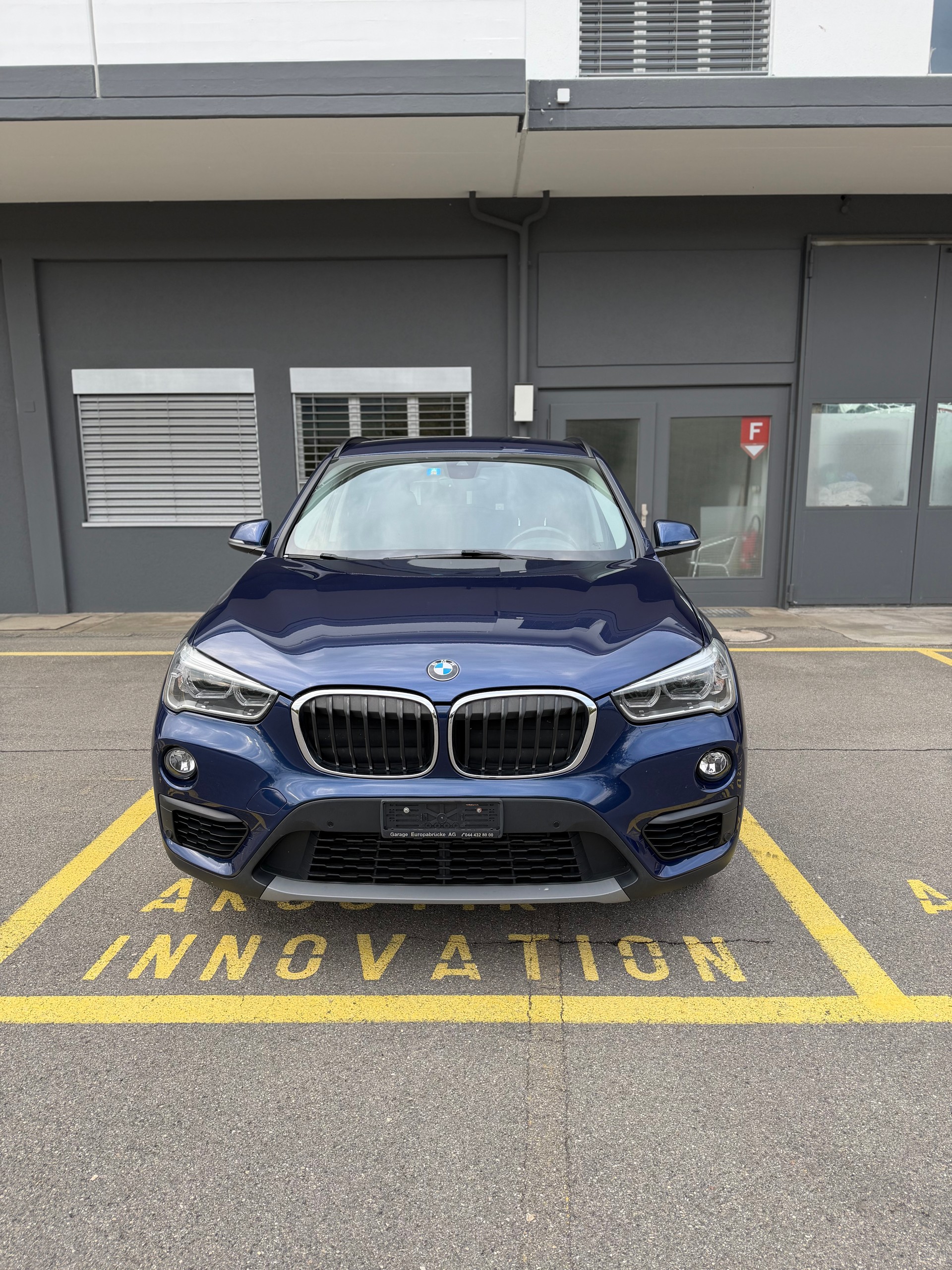 BMW X1 xDrive 18d xLine Steptronic-image-1