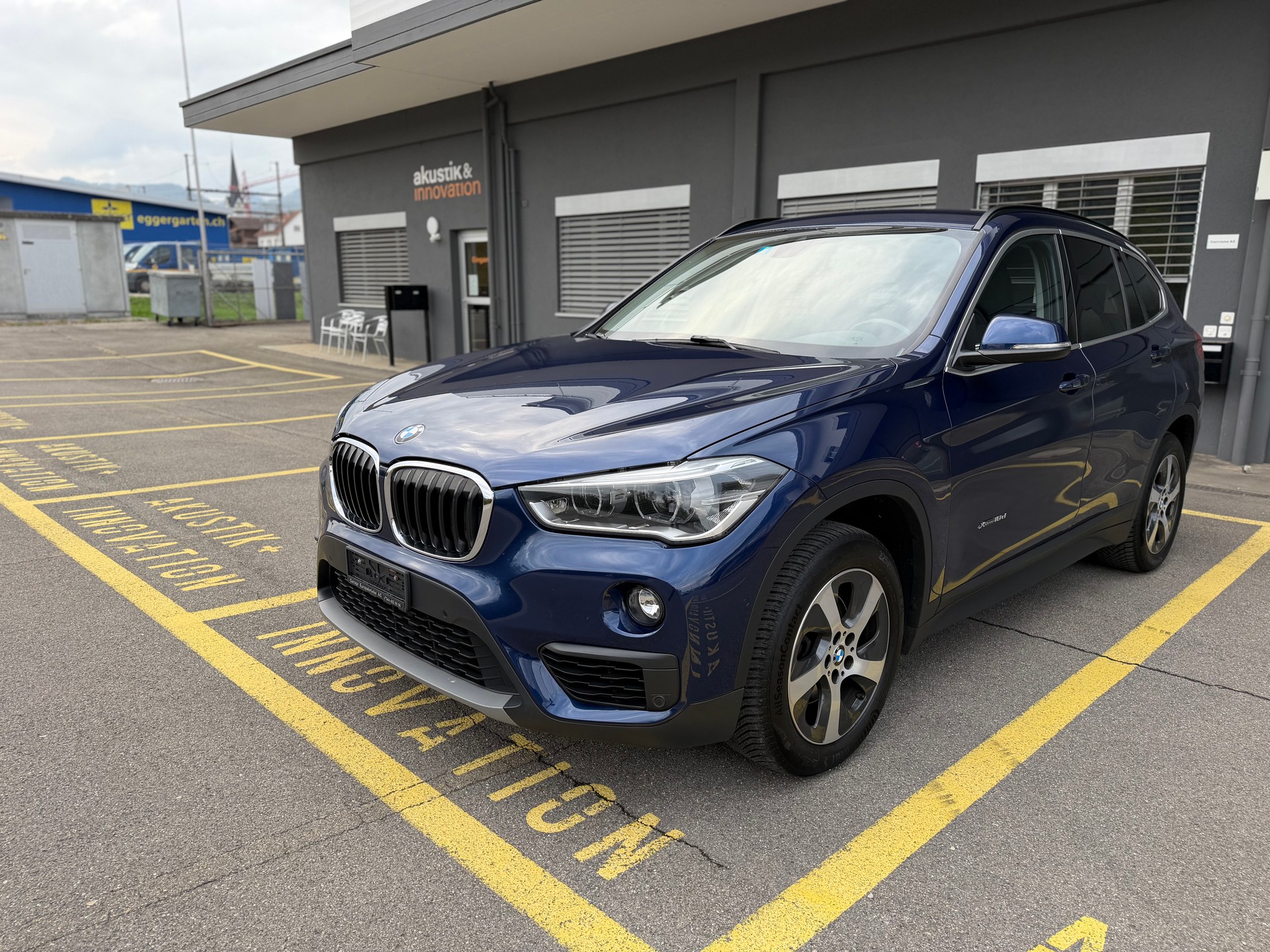 BMW X1 xDrive 18d xLine Steptronic-image-0
