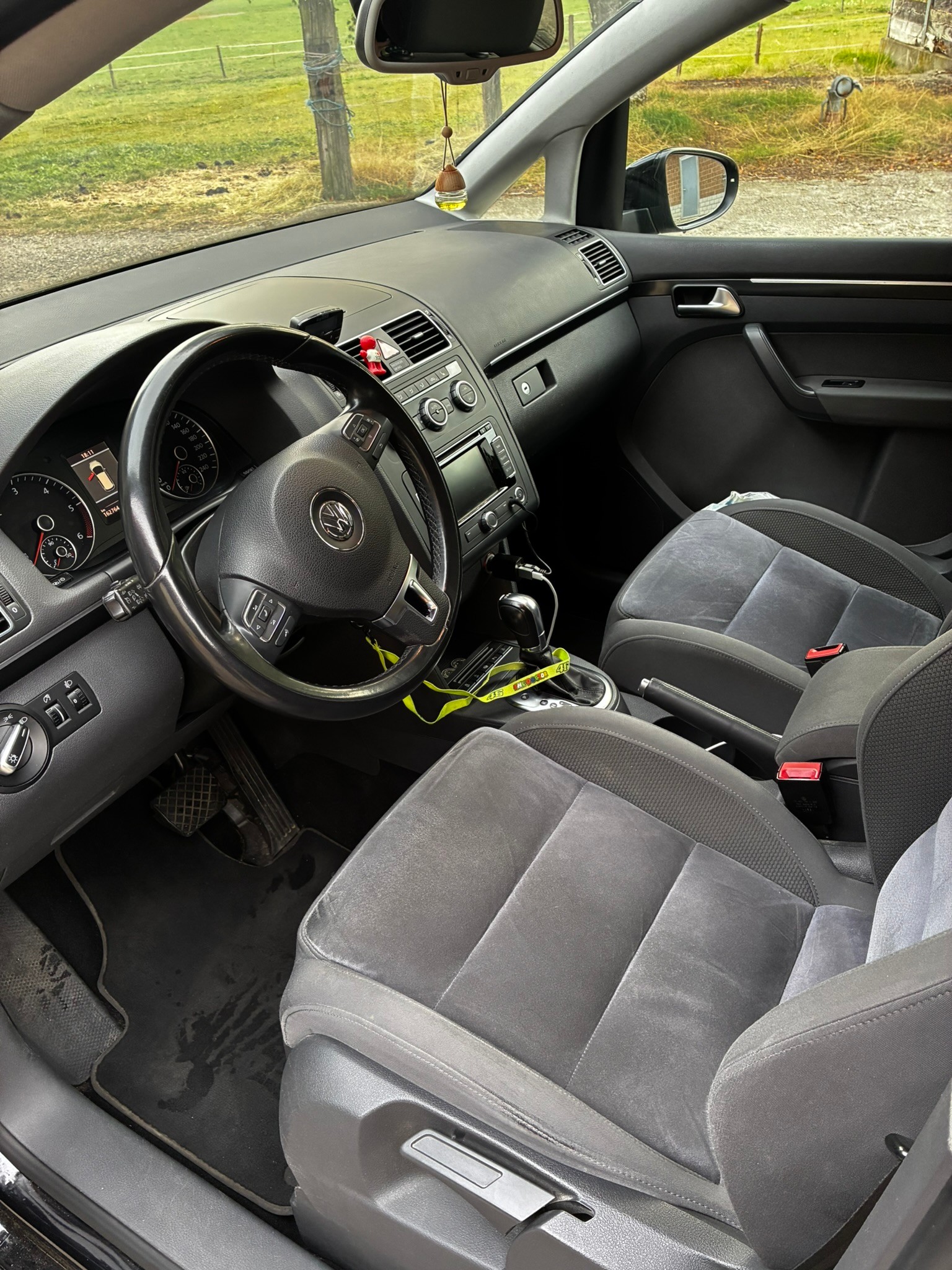 VW 2.0 TDI BlueMT Highline DSG-image-1