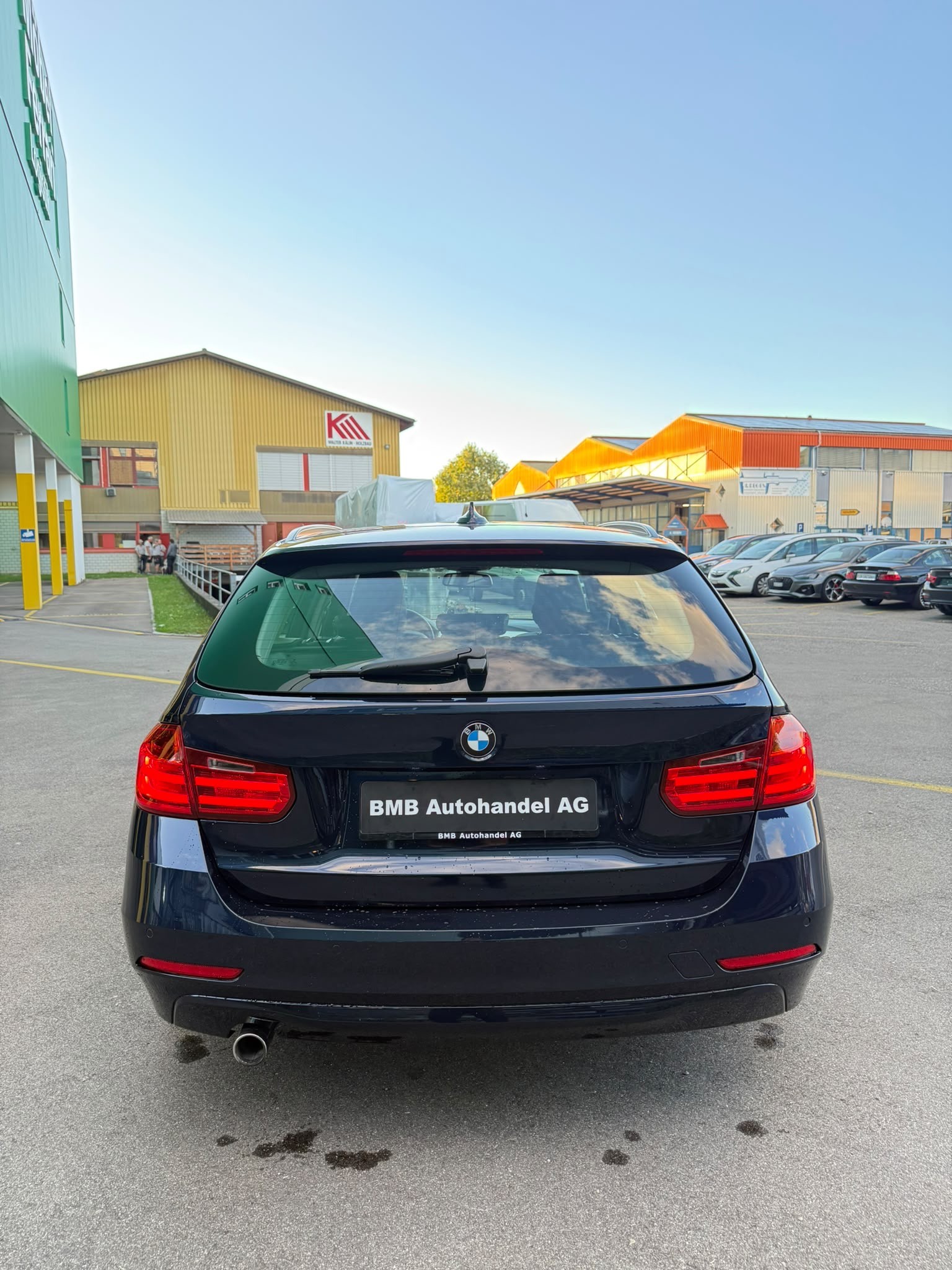 BMW 320d Touring Steptronic-image-5