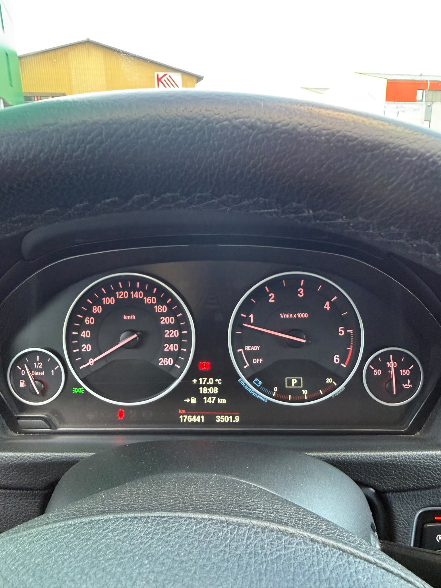 BMW 320d Touring Steptronic-image-12