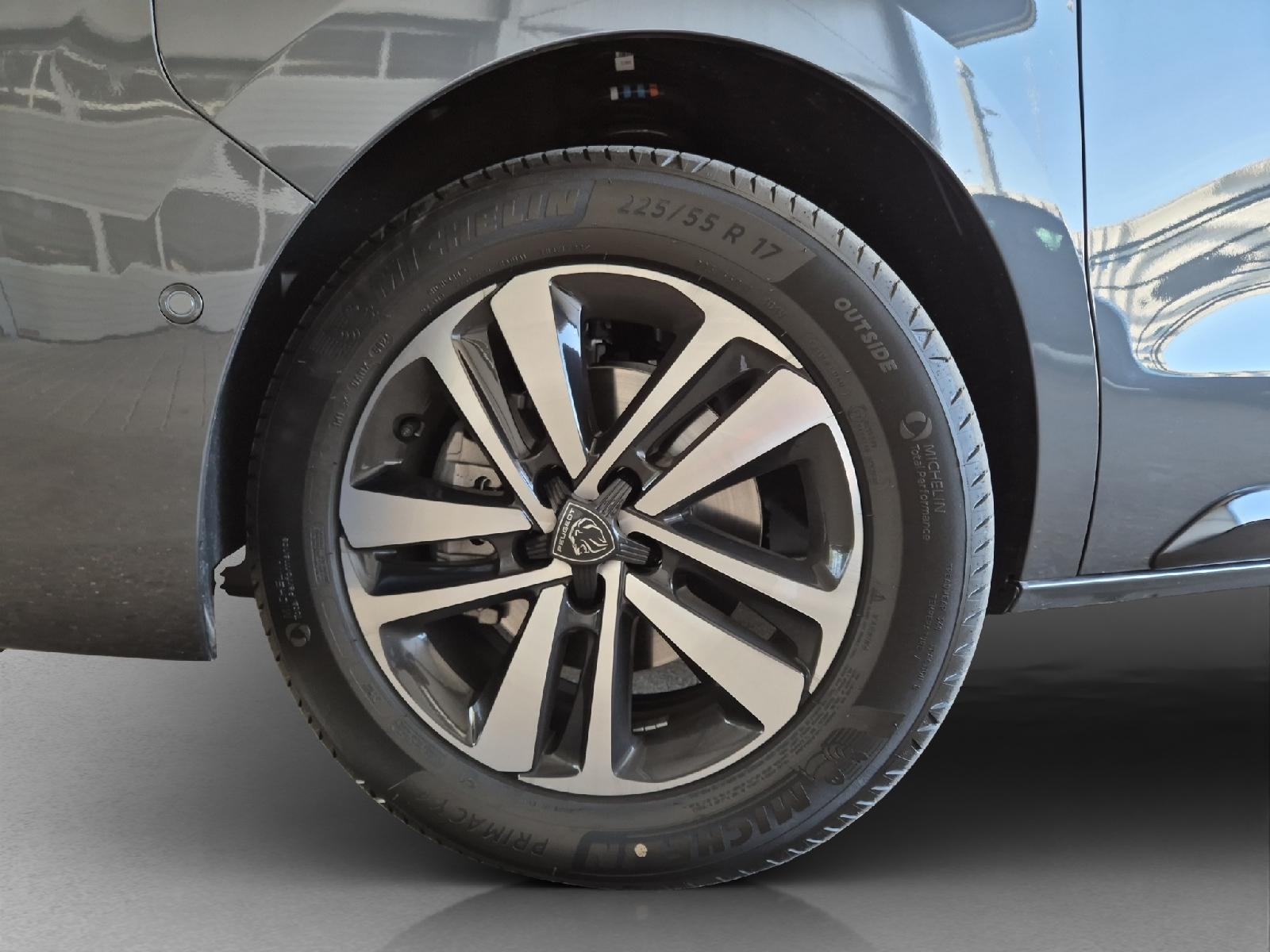 PEUGEOT Traveller Standard 2.2 BlueHDi Business 2026-image-11