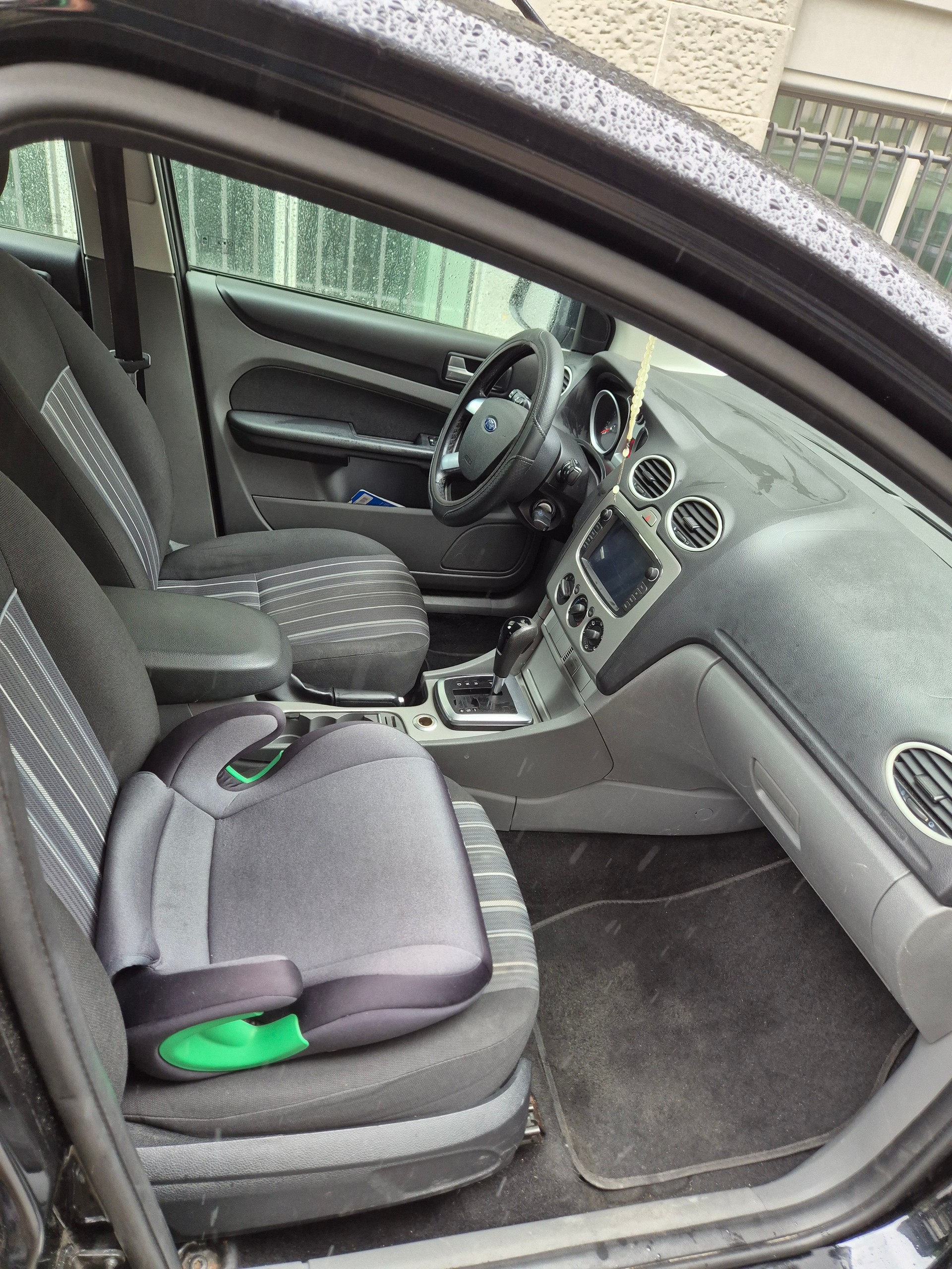 FORD FORD Focus 2.0i 16V-image-4