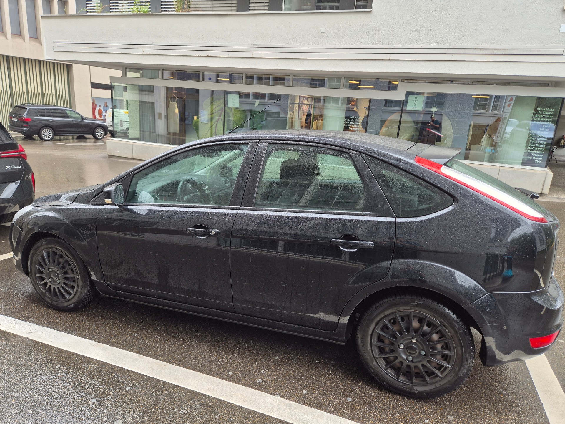FORD FORD Focus 2.0i 16V-image-1