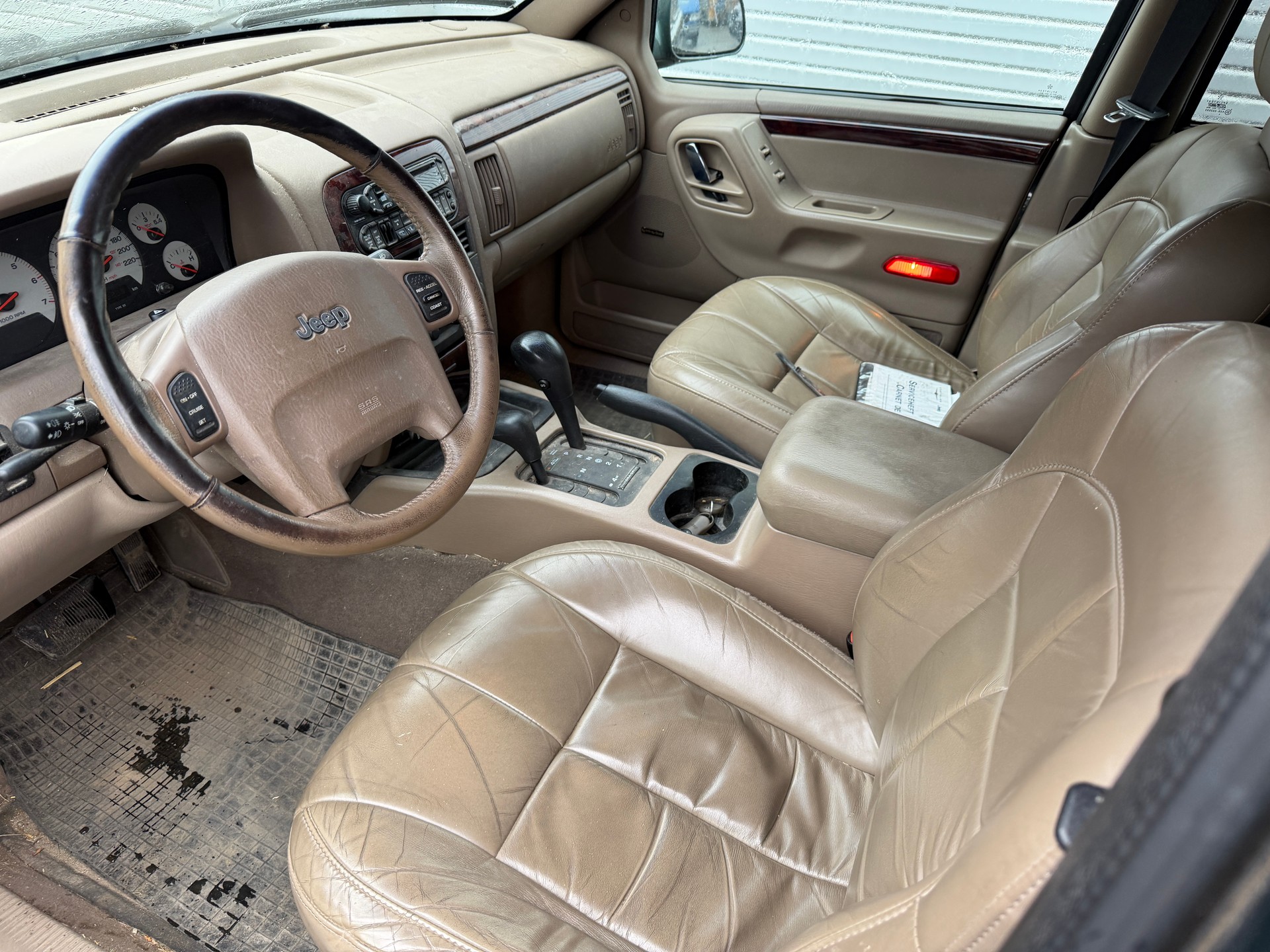 JEEP Grand Cherokee 4.7 Limited Automatic-image-5
