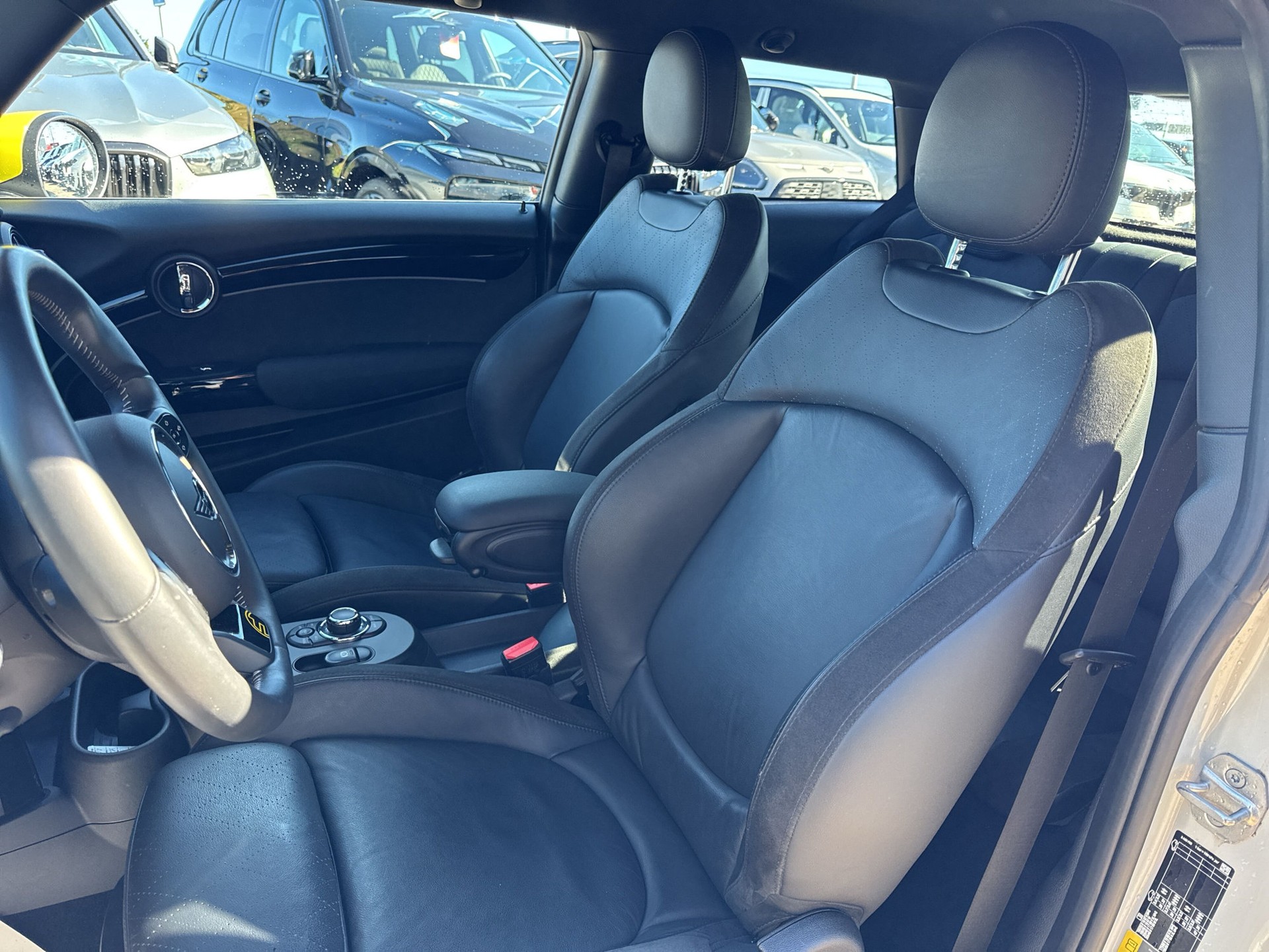 MINI Cooper SE-image-9