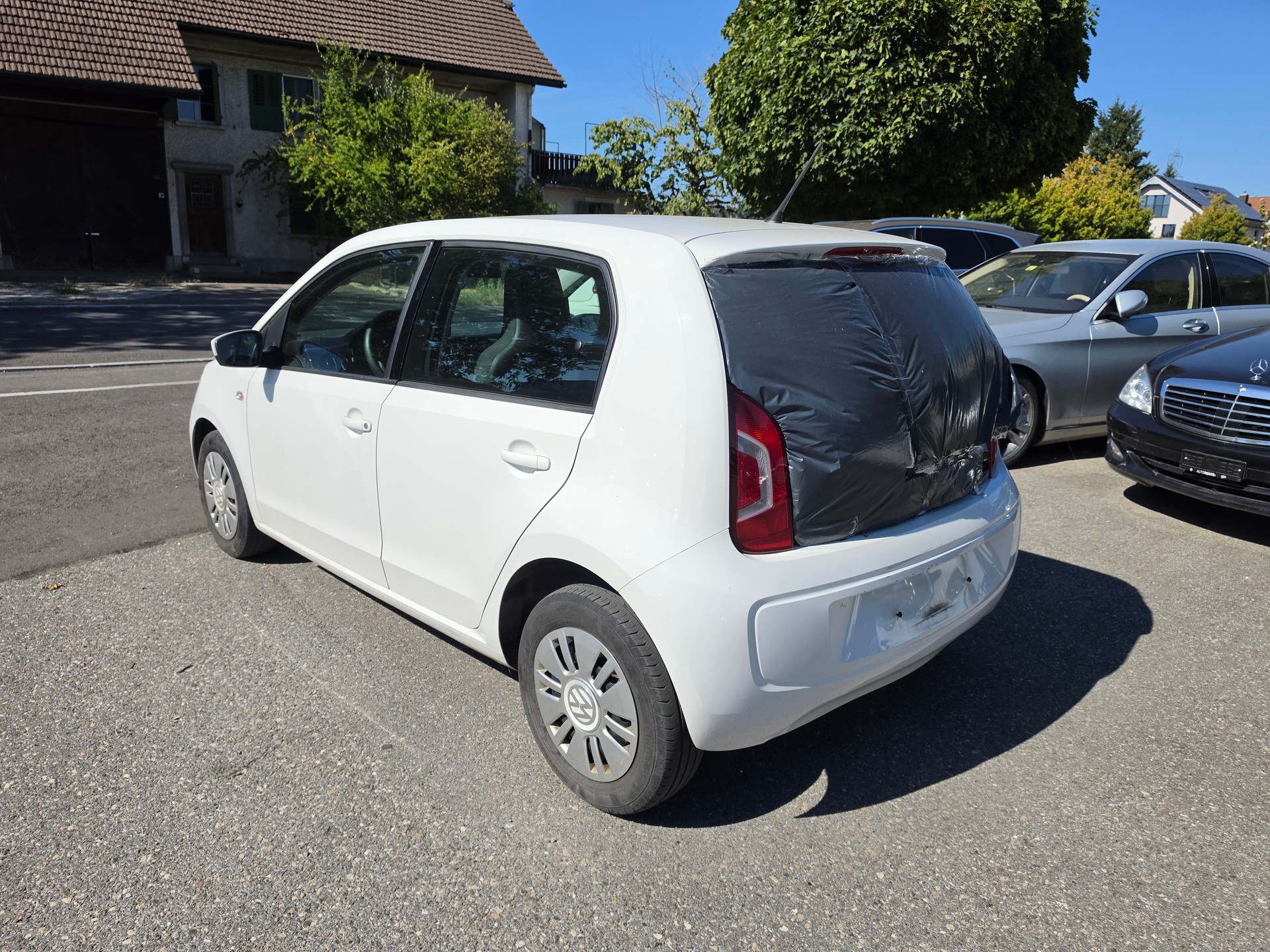 VW Up 1.0 BMT EcoFuel move up-image-2