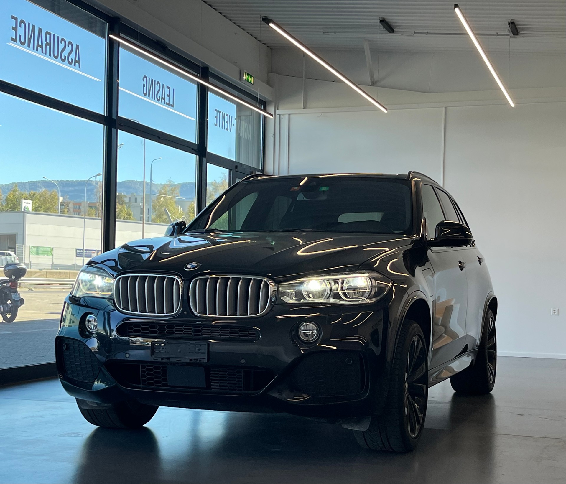 BMW X5 xDrive 40e iPerformance Pure M Sport Steptronic-image-3