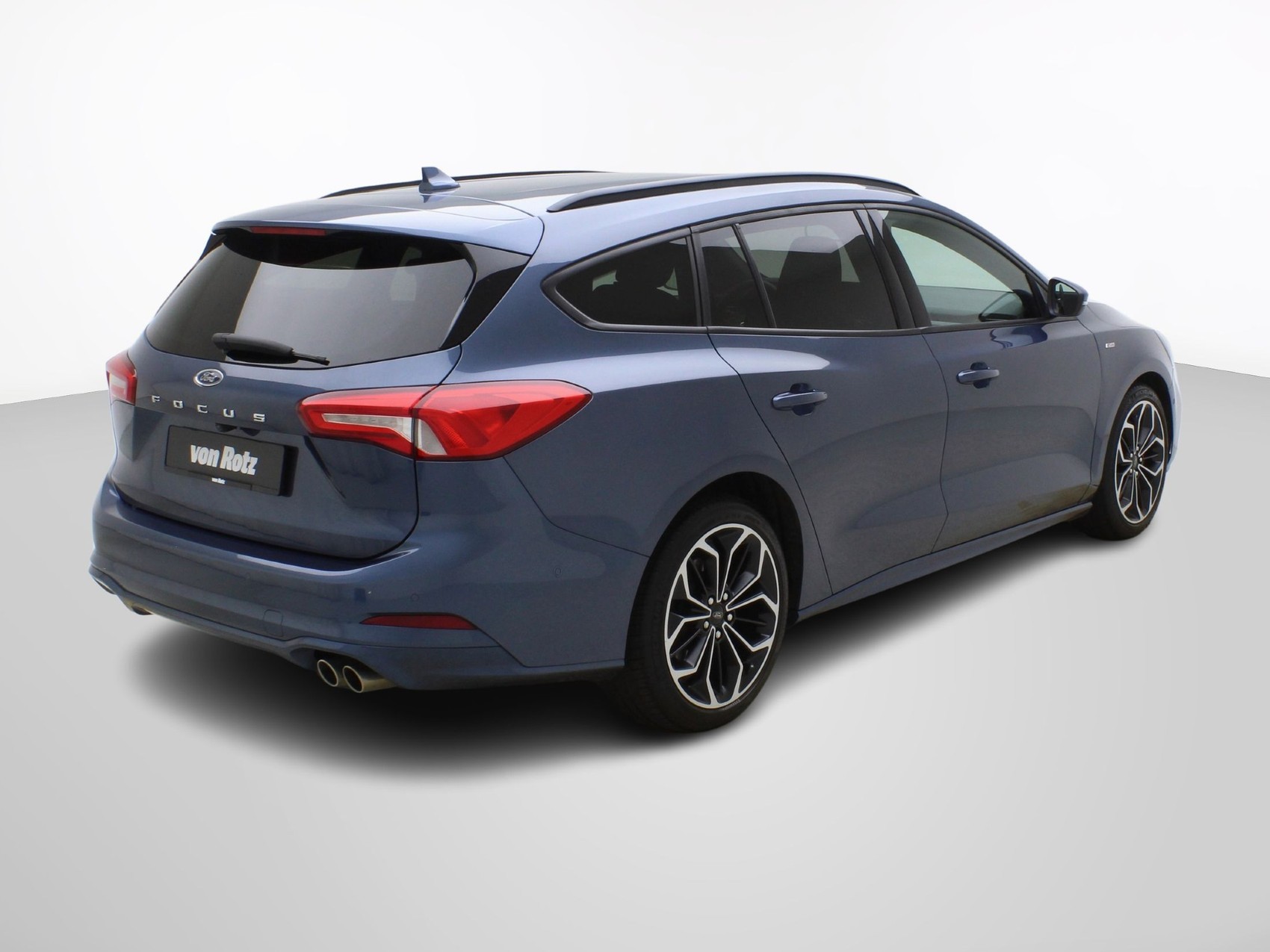 FORD Focus Station Wagon 1.0i EcoB ST-Line-image-4