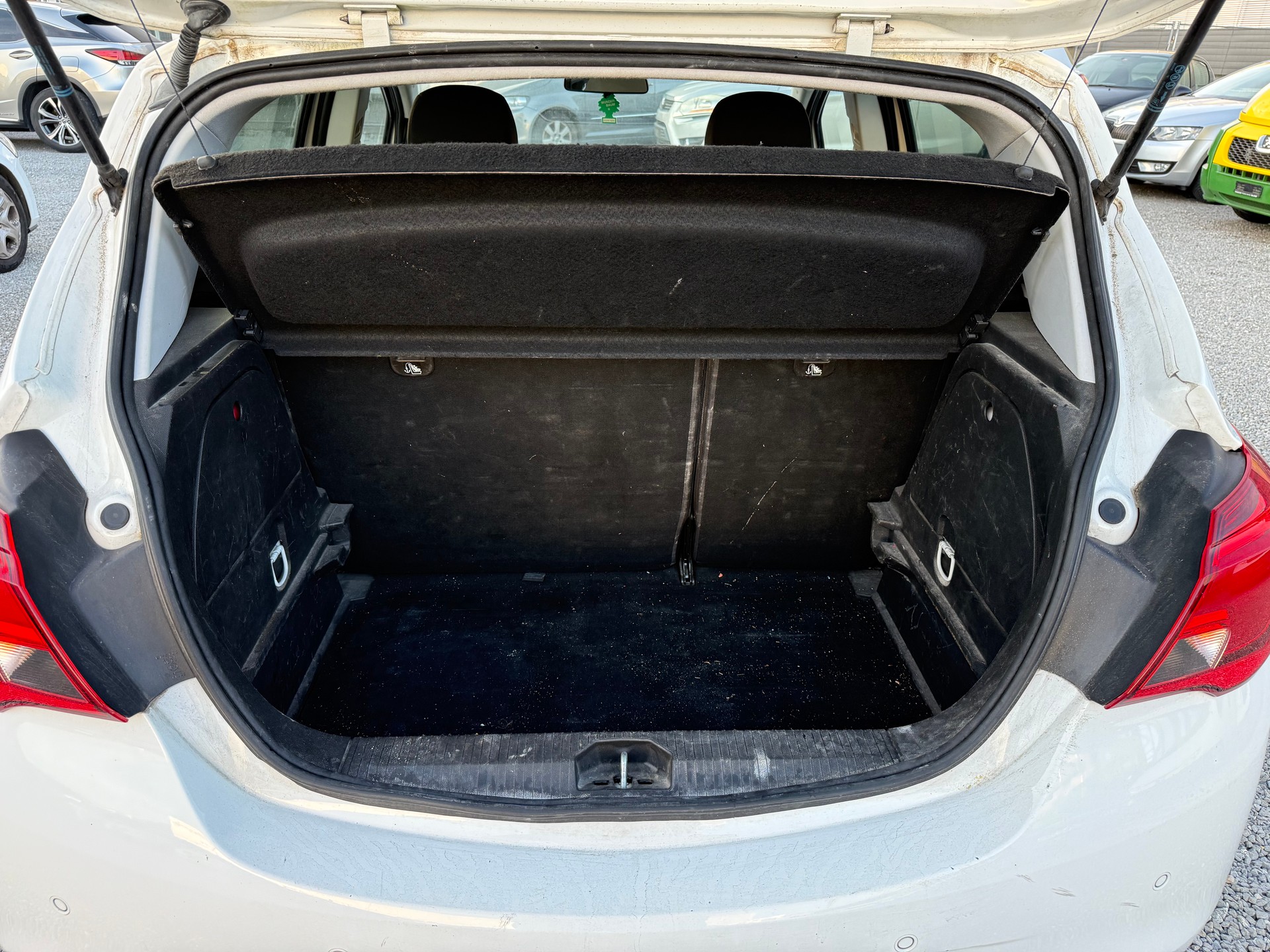 OPEL Corsa 1.4 EcoTec Enjoy-image-9