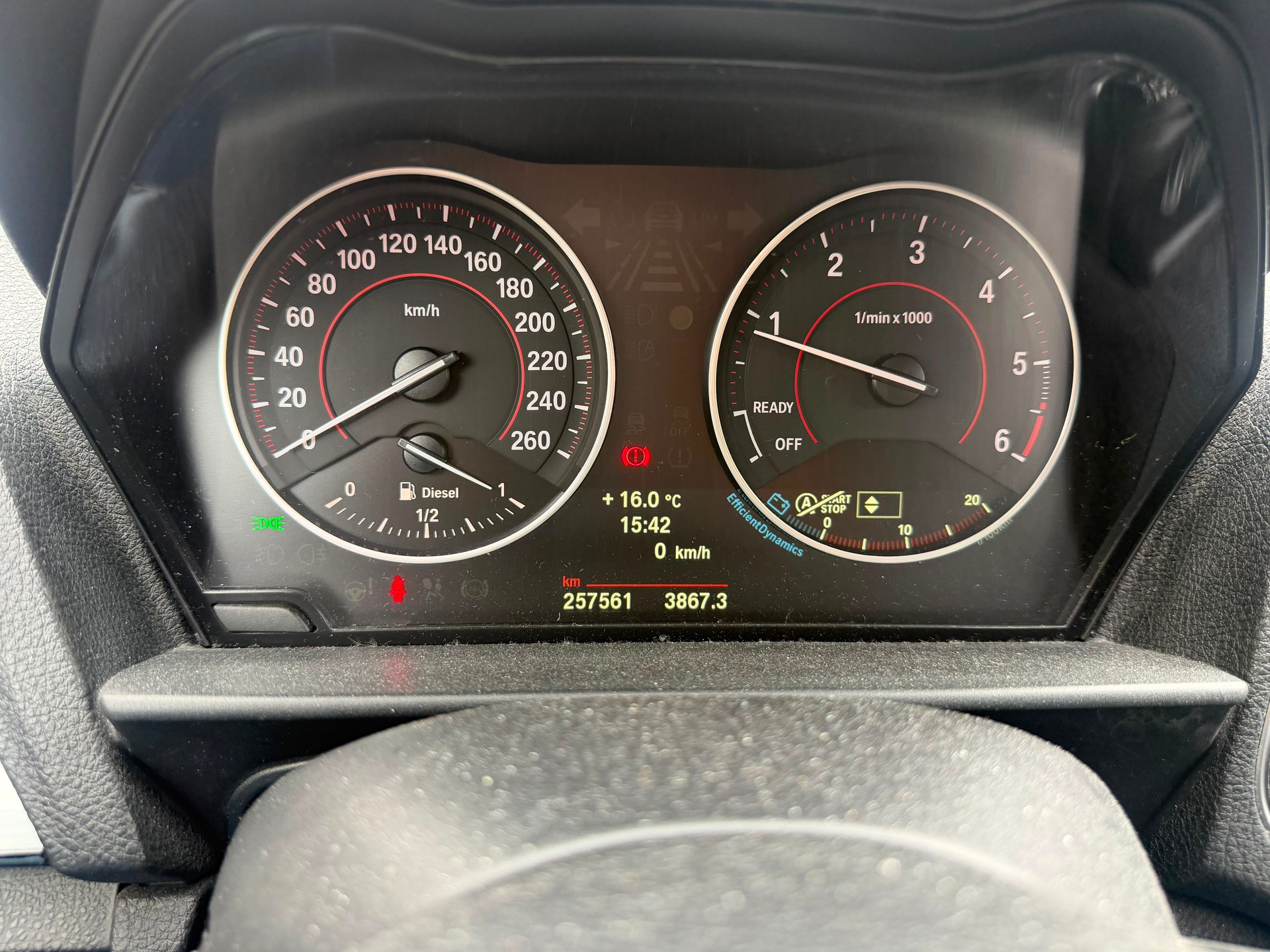 BMW 120d Sport Line-image-10