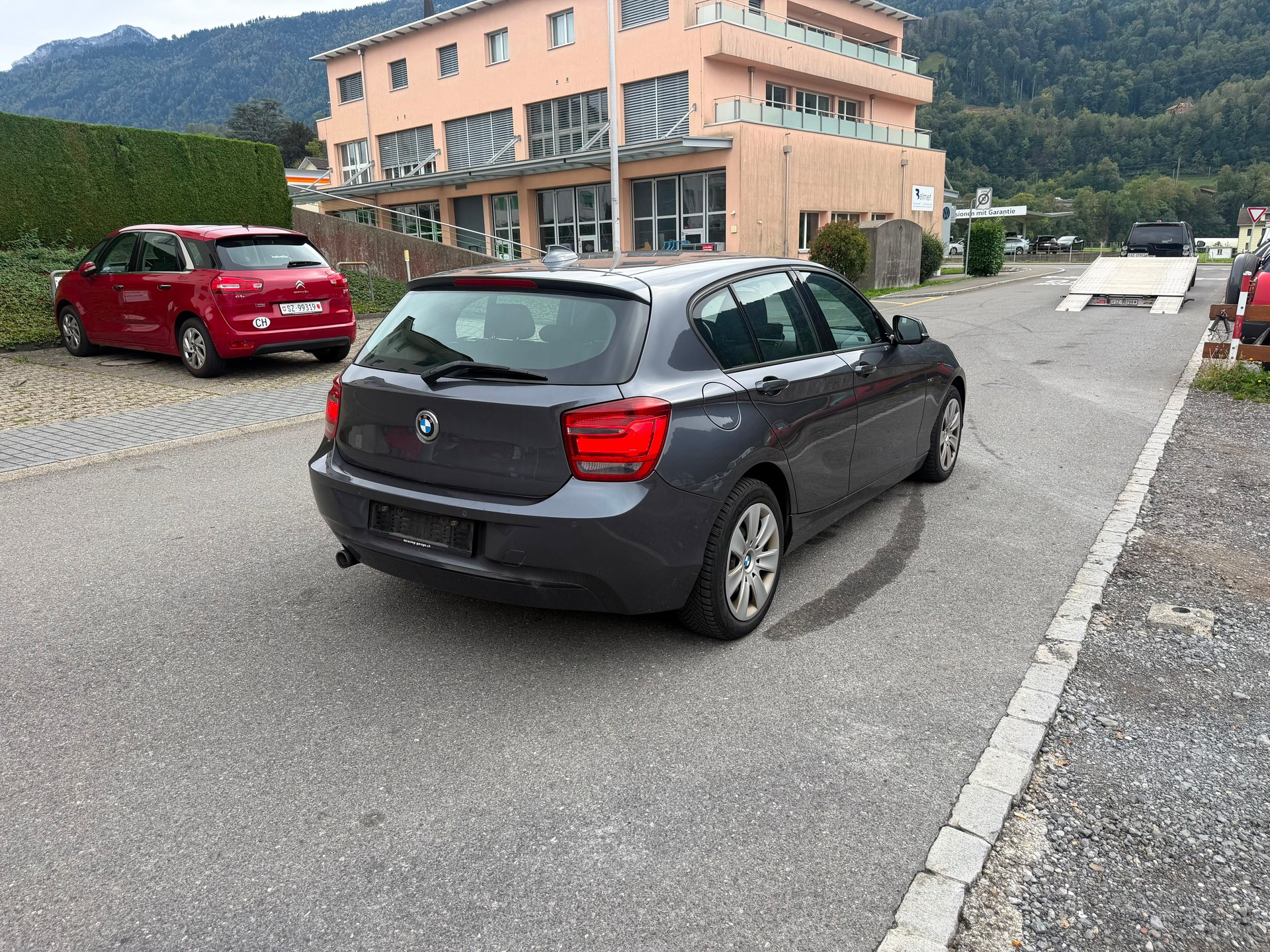 BMW 120d Sport Line-image-3