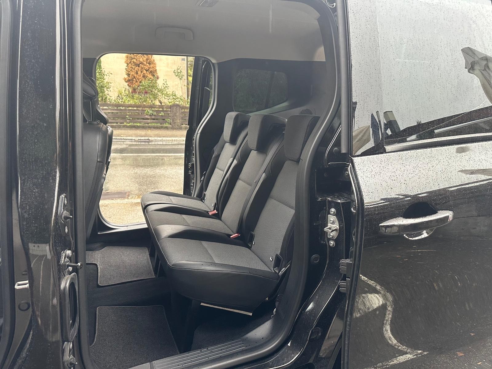 RENAULT Kangoo 1.3 TCe 130 PF Intens-image-10
