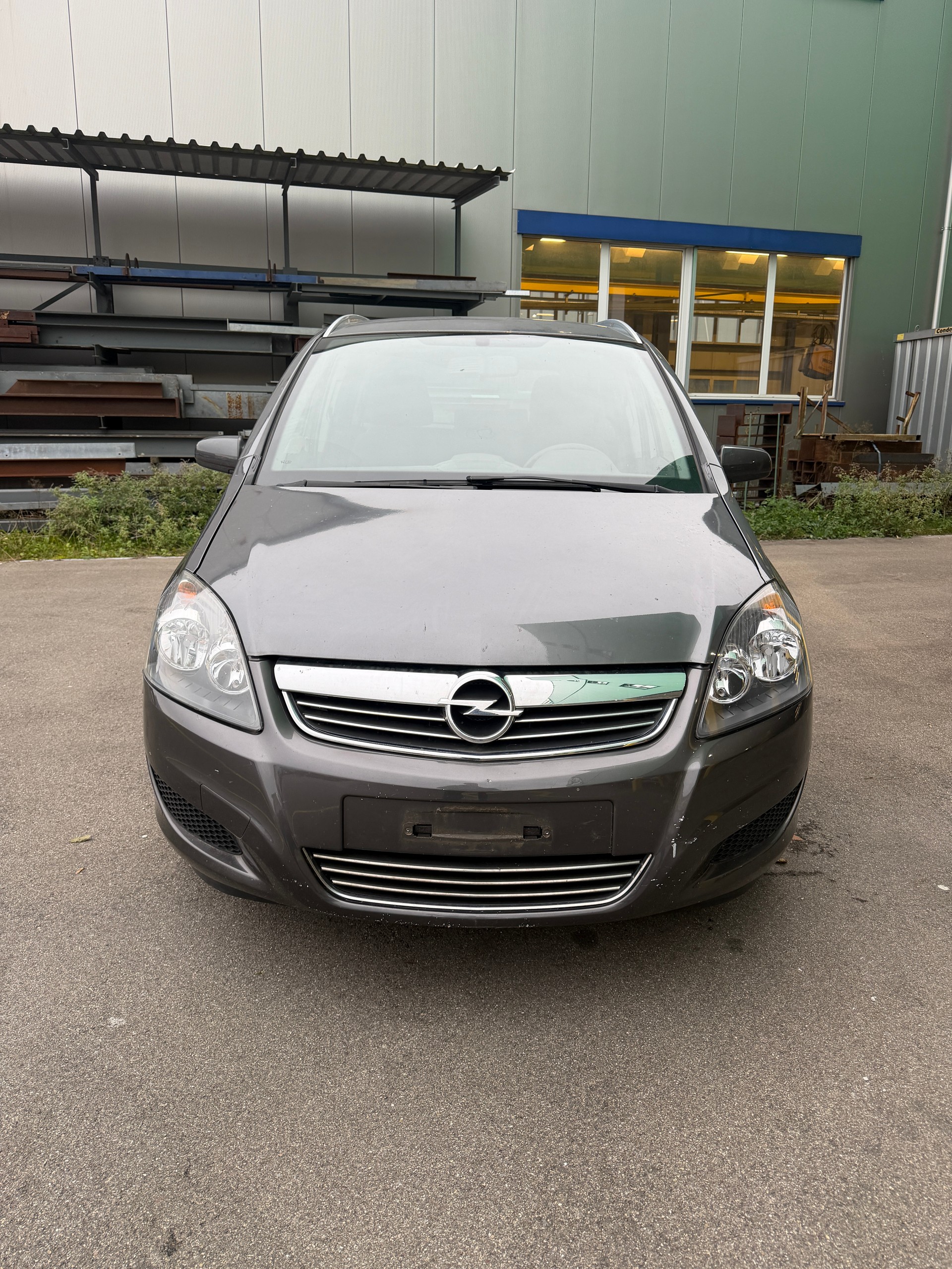 OPEL Zafira 1.6i 16V Turbo CNG Cosmo-image-1