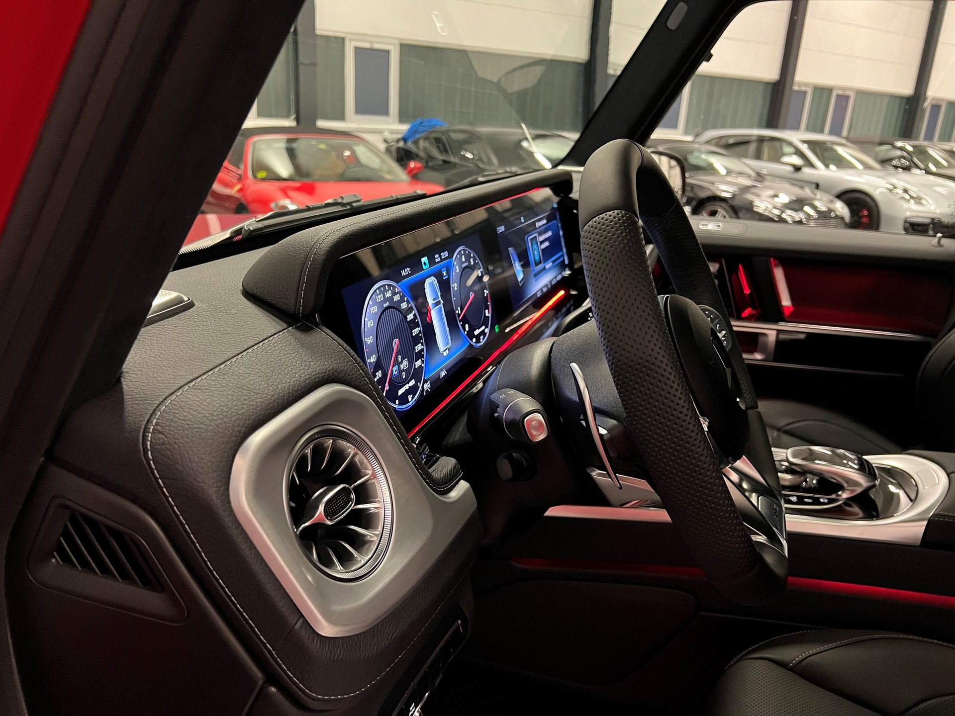 MERCEDES-BENZ G 63 AMG Speedshift Plus G-Tronic-image-11