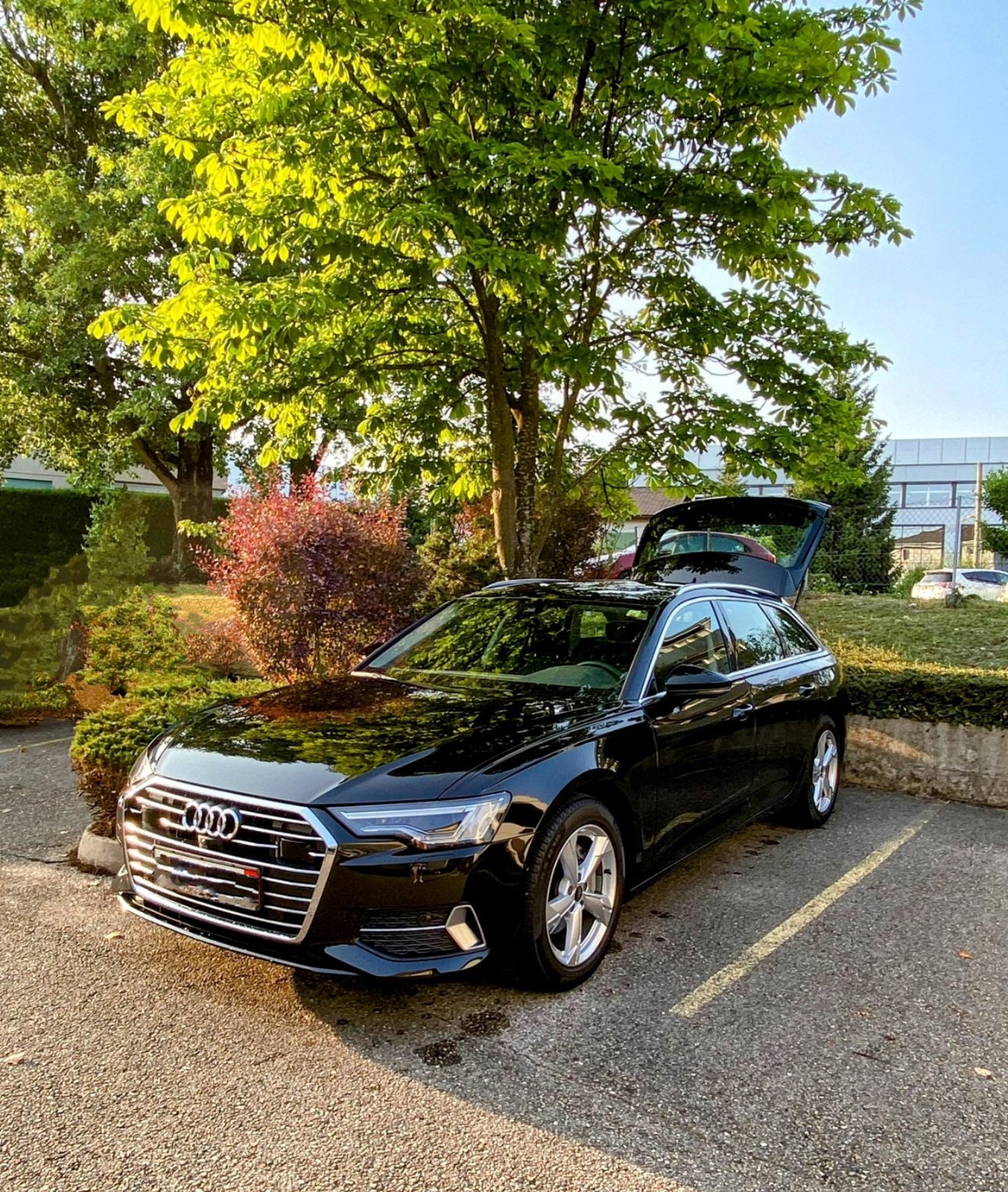 AUDI A6 Avant 40 TDI Sport S-tronic-image-15