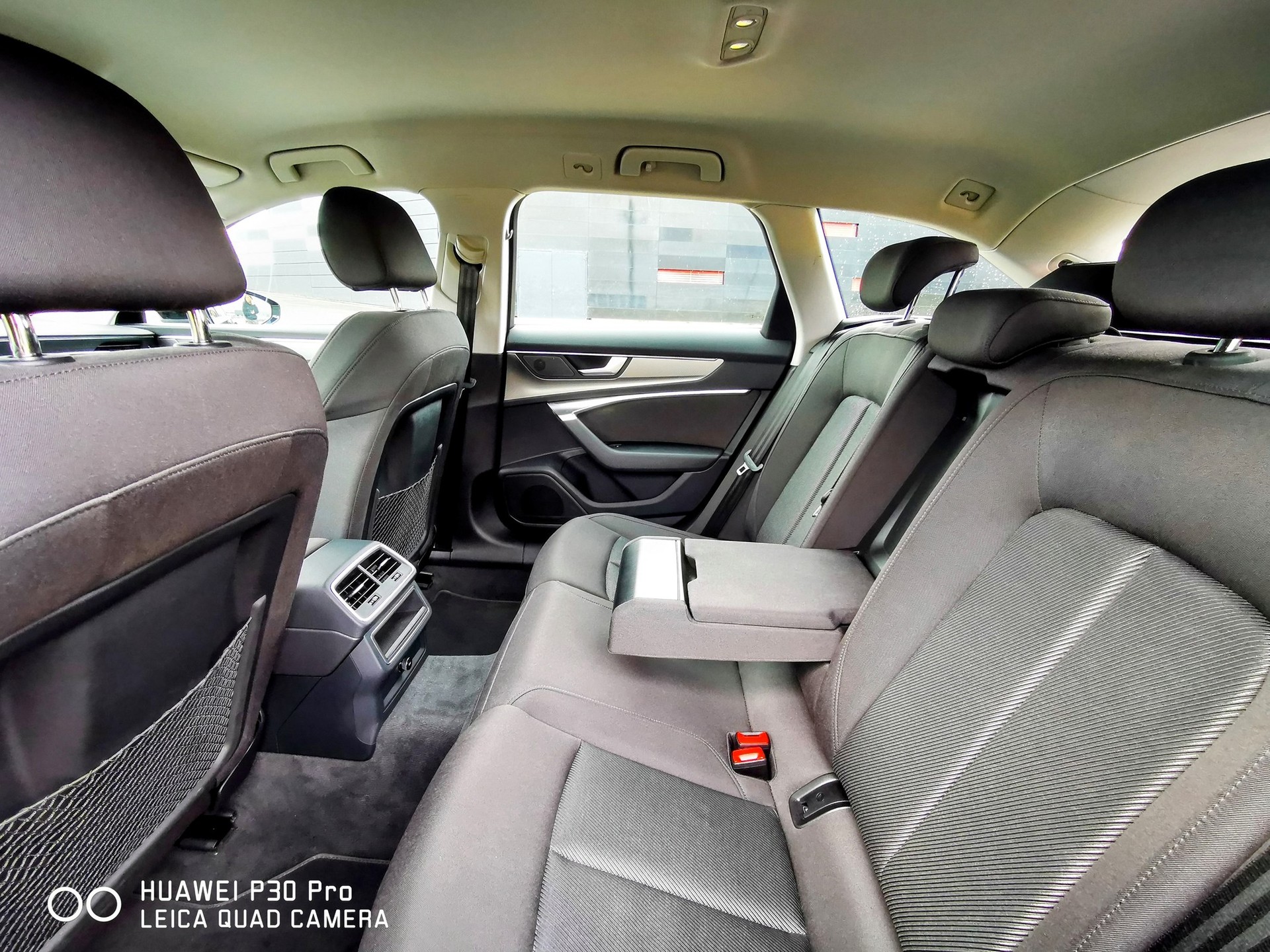 AUDI A6 Avant 40 TDI Sport S-tronic-image-2