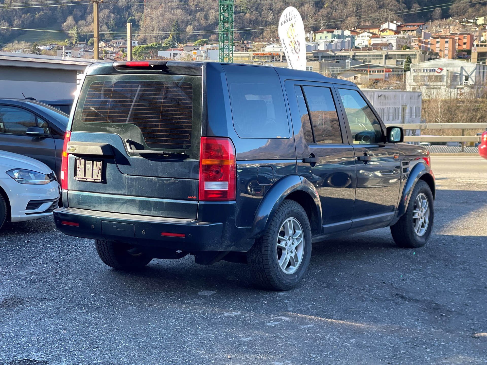 LAND ROVER Discovery 2.7d V6 SE-image-2