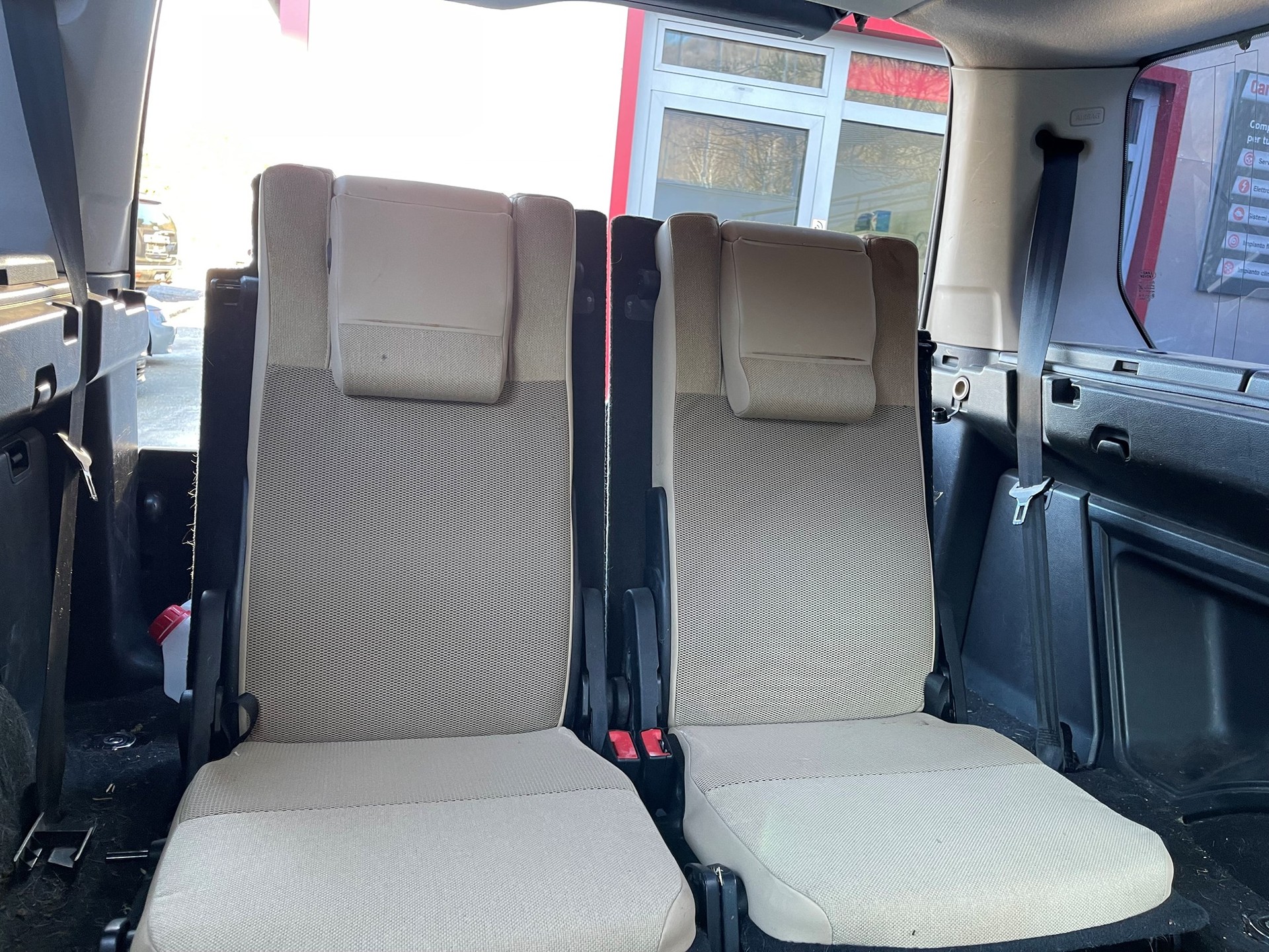 LAND ROVER Discovery 2.7d V6 SE-image-10