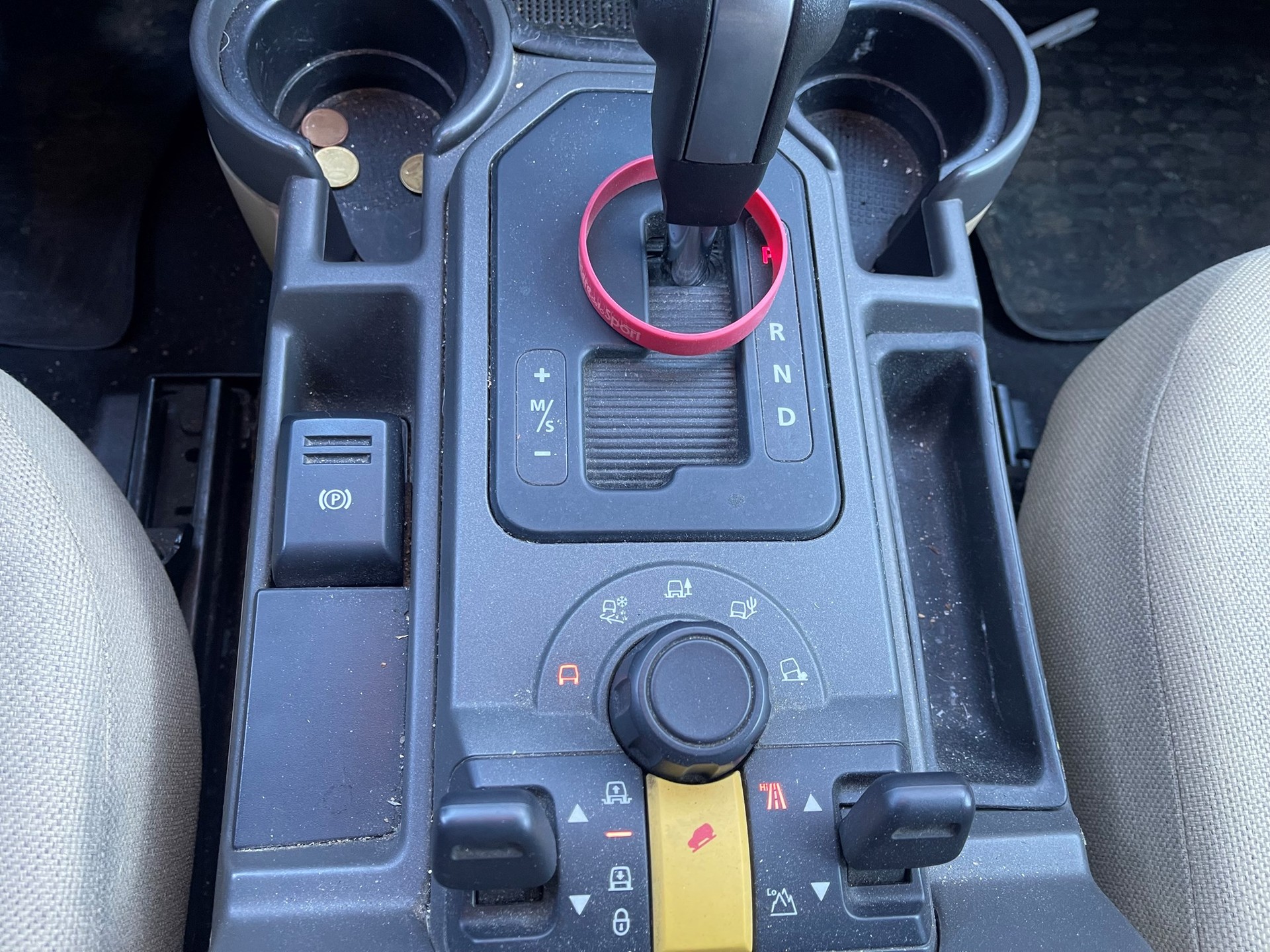 LAND ROVER Discovery 2.7d V6 SE-image-6