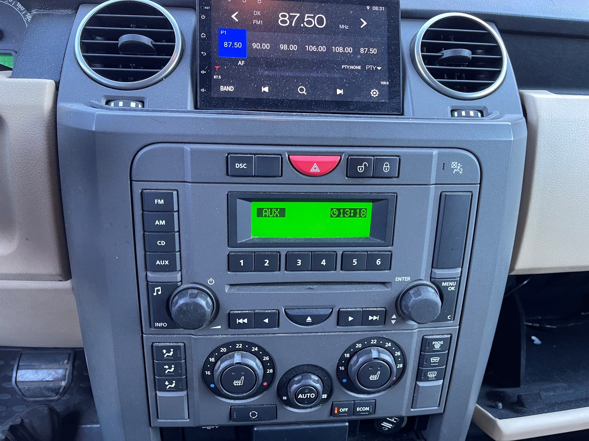 LAND ROVER Discovery 2.7d V6 SE-image-5
