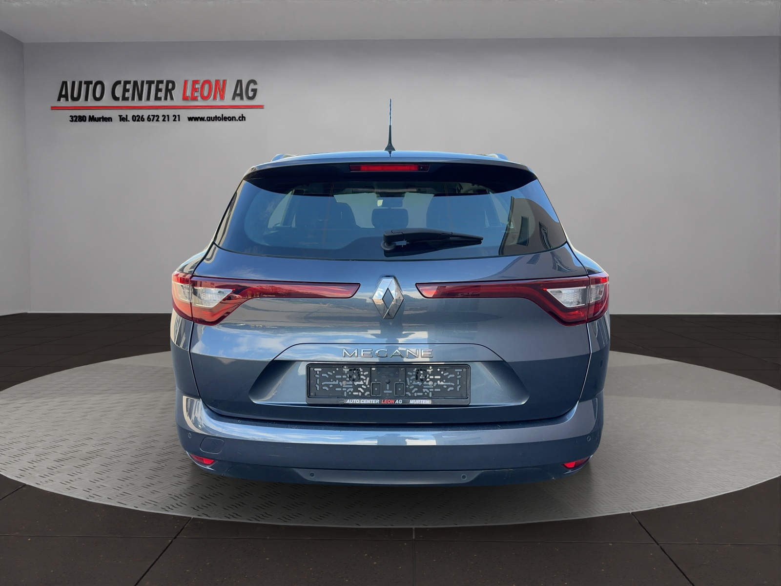 RENAULT Mégane Grandtour 1.2 16V Turbo Bose EDC-image-4